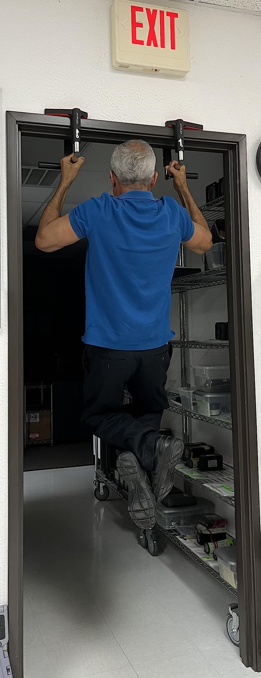 Jayflex CrossGrips Compact Pull Up Bar - Pull Up Bar Door Frame for Work from Home Fitness - Adjustable Door Frame Pullup Bar Handles - 250 lbs Capacity customer photo 2