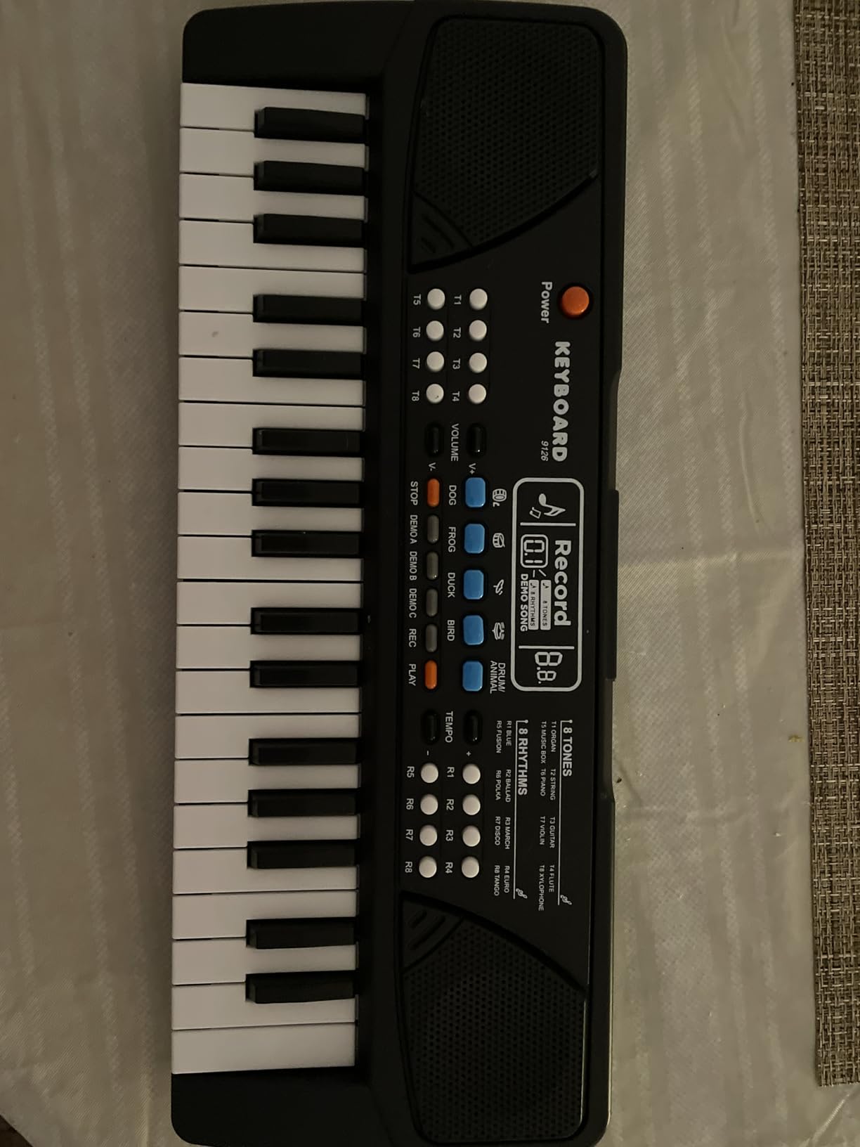 37 Key Upgrade Piano Keyboard for Kids Musical Toys Ages 3-5 Beginners Keyboard Piano with Microphone for 3 4 5 6 Year Old Boys Girls Gifts customer photo 1