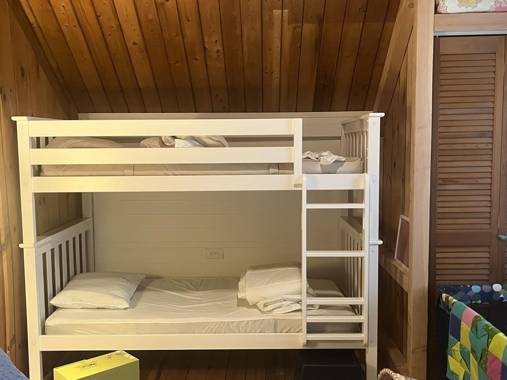 Max & Lily Bunk Bed Twin Over Full Size with Ladder, Solid Wood Platform Bed Frame with 14