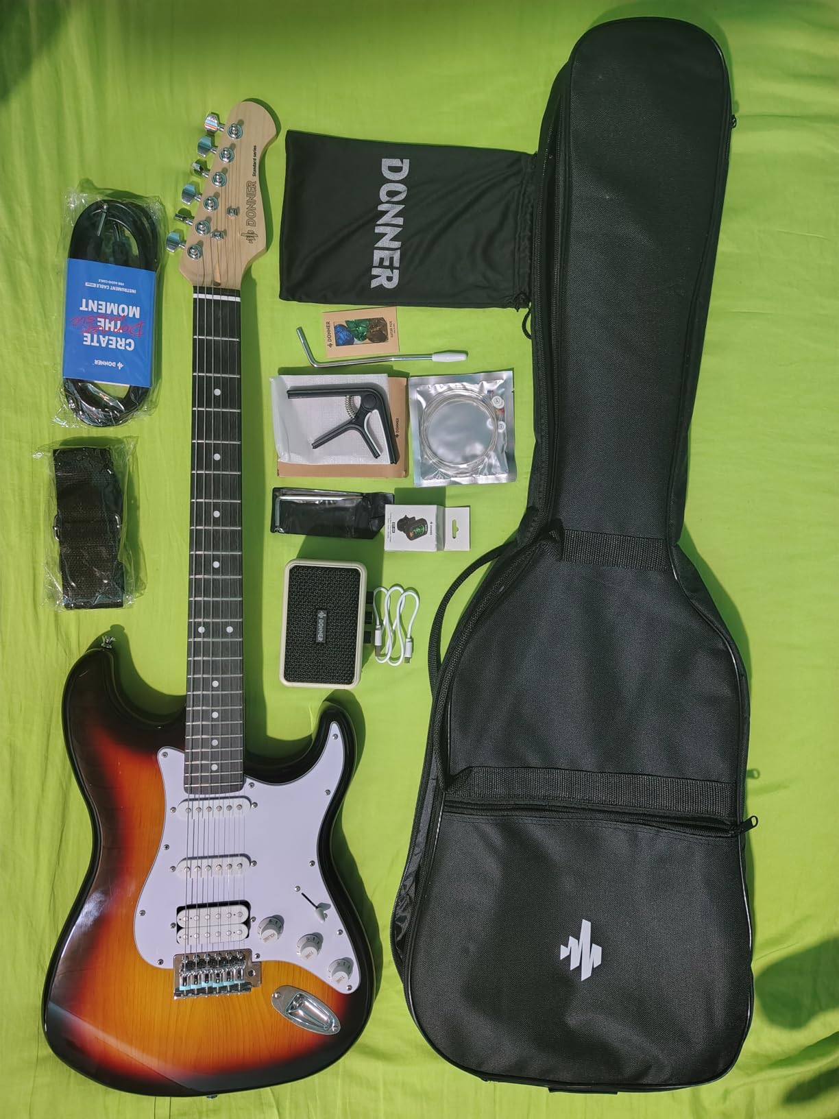 Donner 39 Inch Left-Handed Electric Guitar Kit Solid Body Sunburst Lefty Beginner Set Full-Size with Amplifier Online Lesson Bag Digital Tuner Capo Strap String Cable Picks DST-100SL customer photo 2