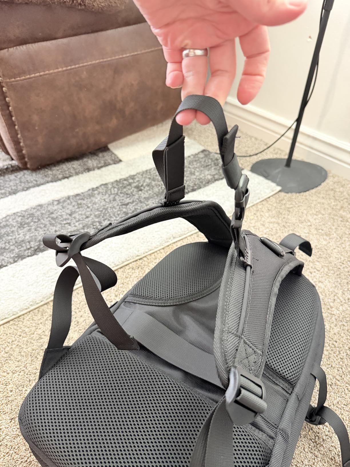 MOSISO Camera Backpack, DSLR/SLR/Mirrorless Photography Camera Bag 15-16 inch Waterproof Hardshell Case with Tripod Holder&Laptop Compartment Compatible with Canon/Nikon/Sony, Black customer photo 1