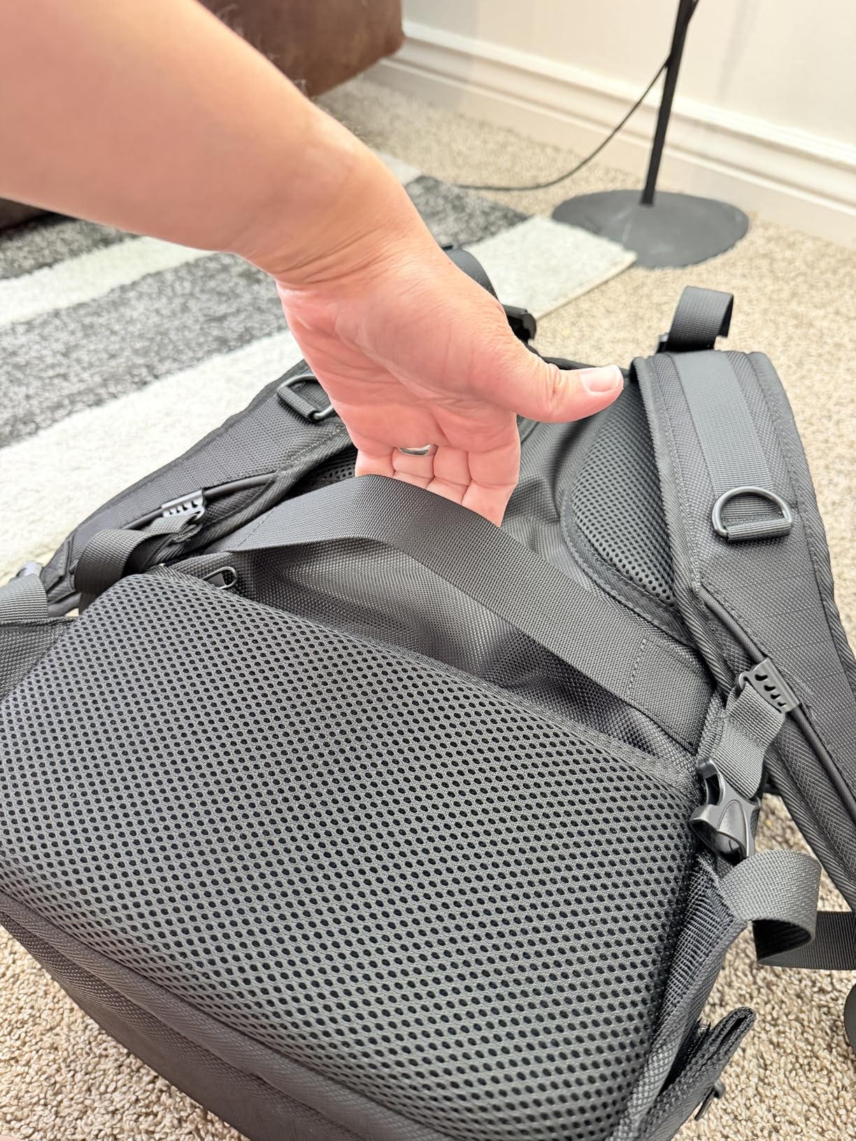 MOSISO Camera Backpack, DSLR/SLR/Mirrorless Photography Camera Bag 15-16 inch Waterproof Hardshell Case with Tripod Holder&Laptop Compartment Compatible with Canon/Nikon/Sony, Black customer photo 2