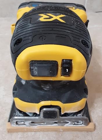 DEWALT 20V MAX XR Brushless Cordless 1/4 Sheet Variable Speed Sander (Tool Only) (DCW200B) customer photo 1