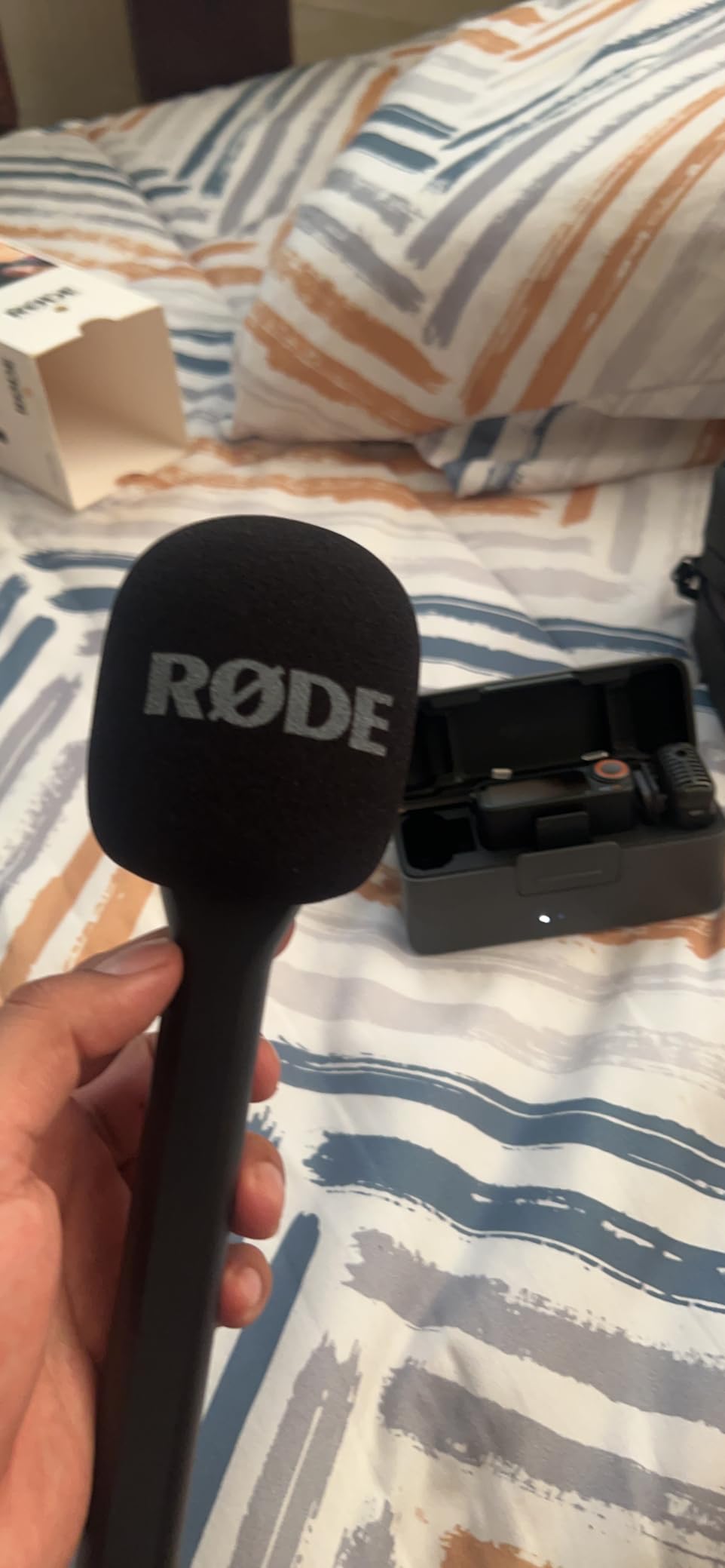 RØDE Interview GO Handheld Adaptor for RØDE Wireless Microphones (Black) customer photo 2