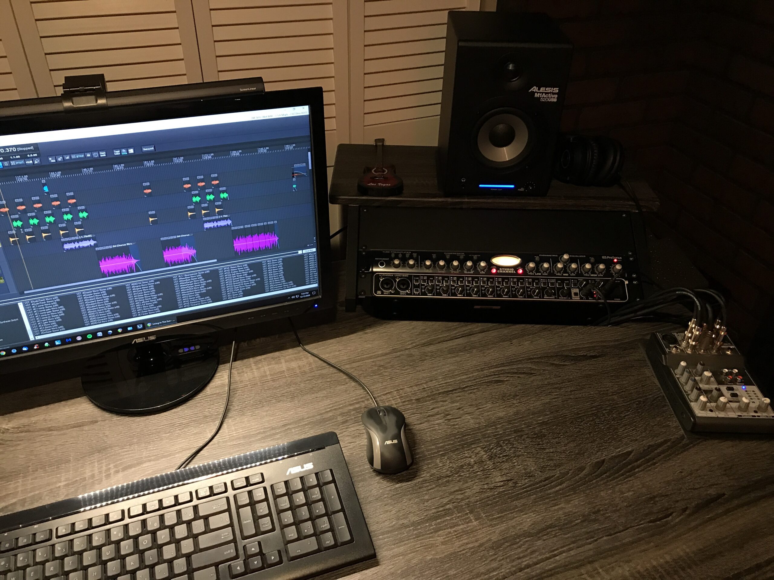Acme Eleazar Wooden Music Recording Studio Desk in Black Oak customer photo 1