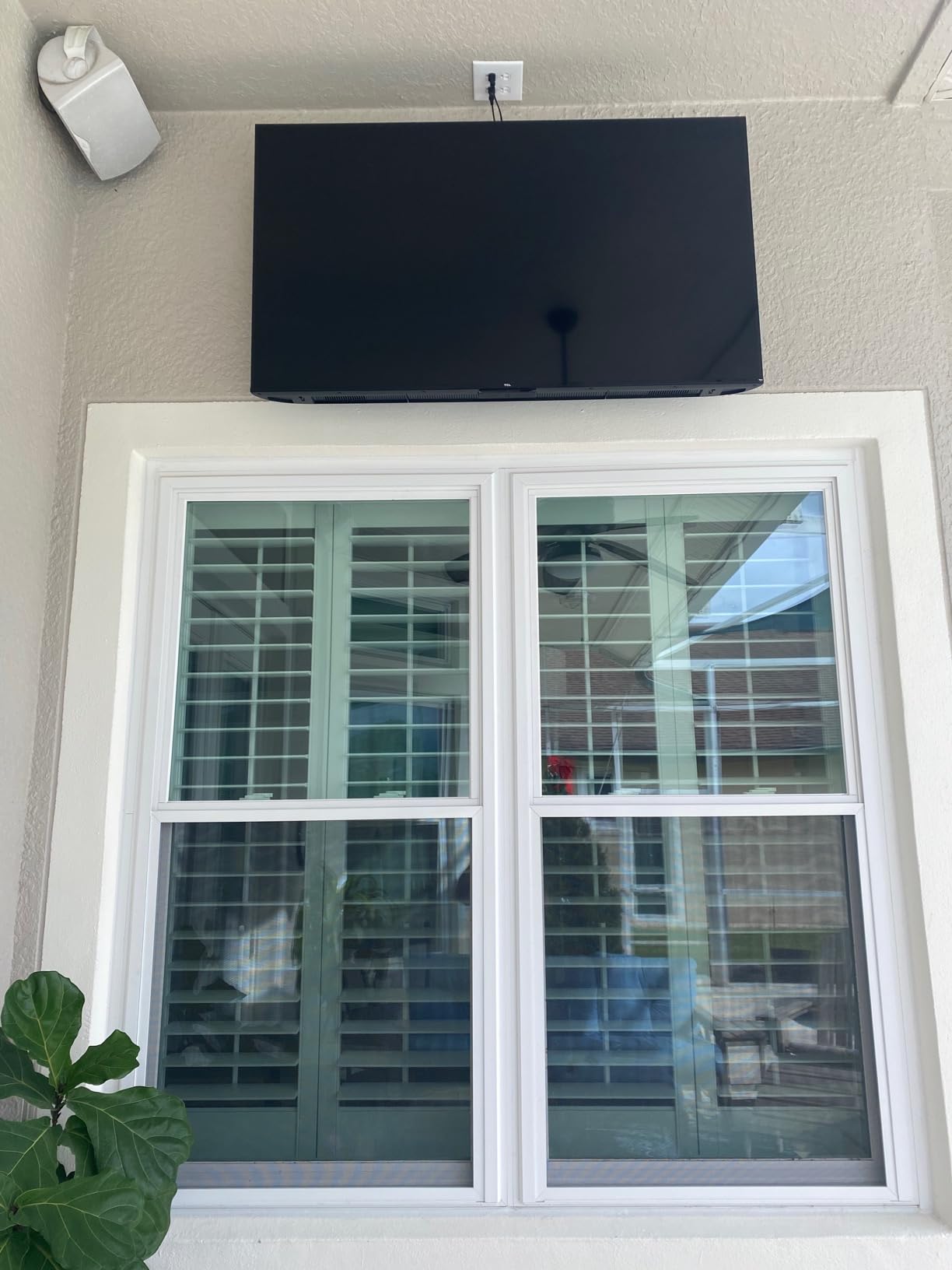 VIVO Motorized TV Wall Mount for 37 to 70 inch Screen up to 77 lbs, Above Fireplace Height Adjustable Electric Pull Down Mantel Bracket, Black, MOUNT-E-M070R customer photo 2