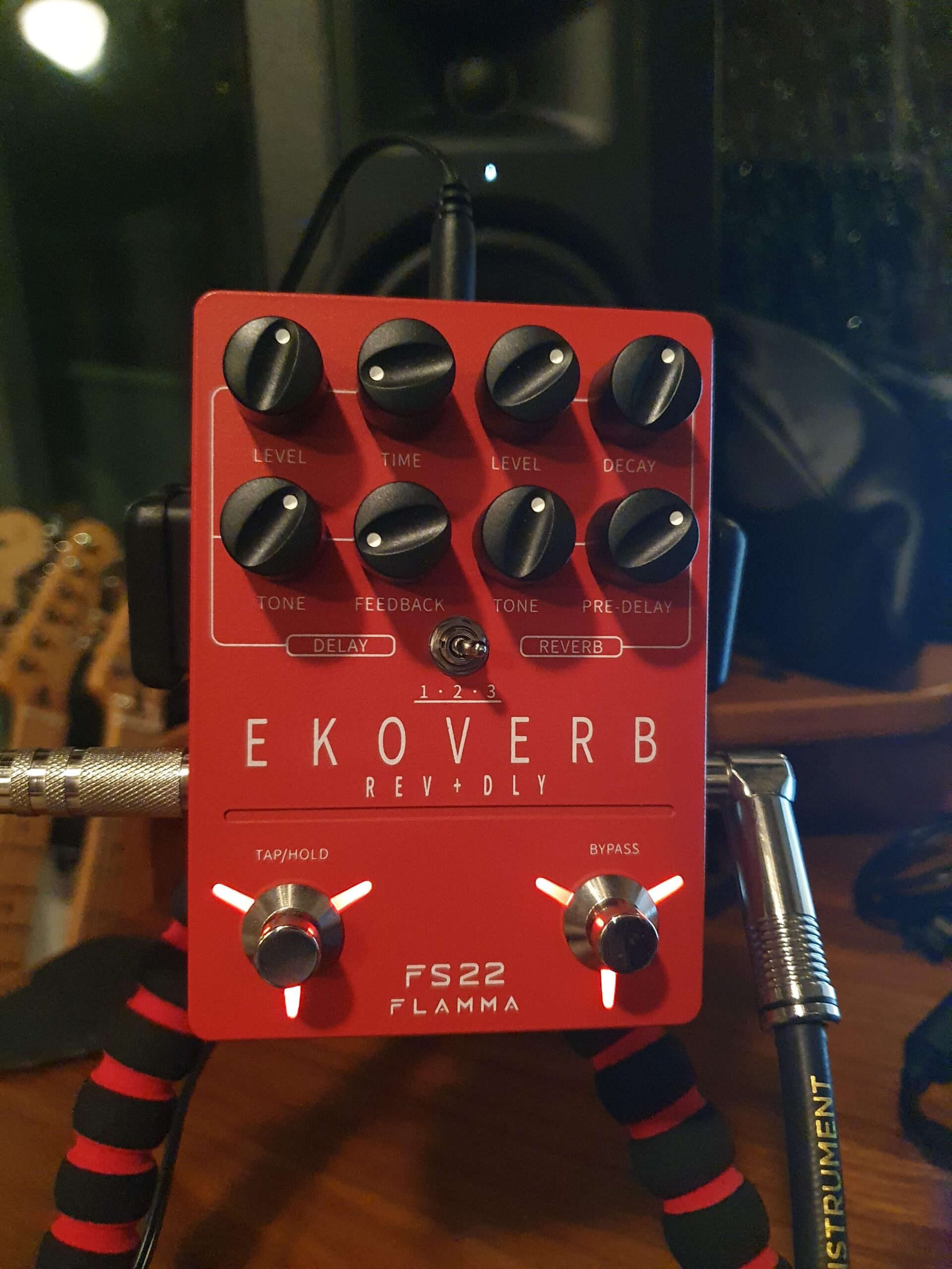 FLAMMA FS22 Stereo Delay & Reverb Combo Effects Pedal Ambient Guitar Pedal with Reverse Delay Shimmer Reverb Tap Tempo Freeze Trail On Function customer photo 1