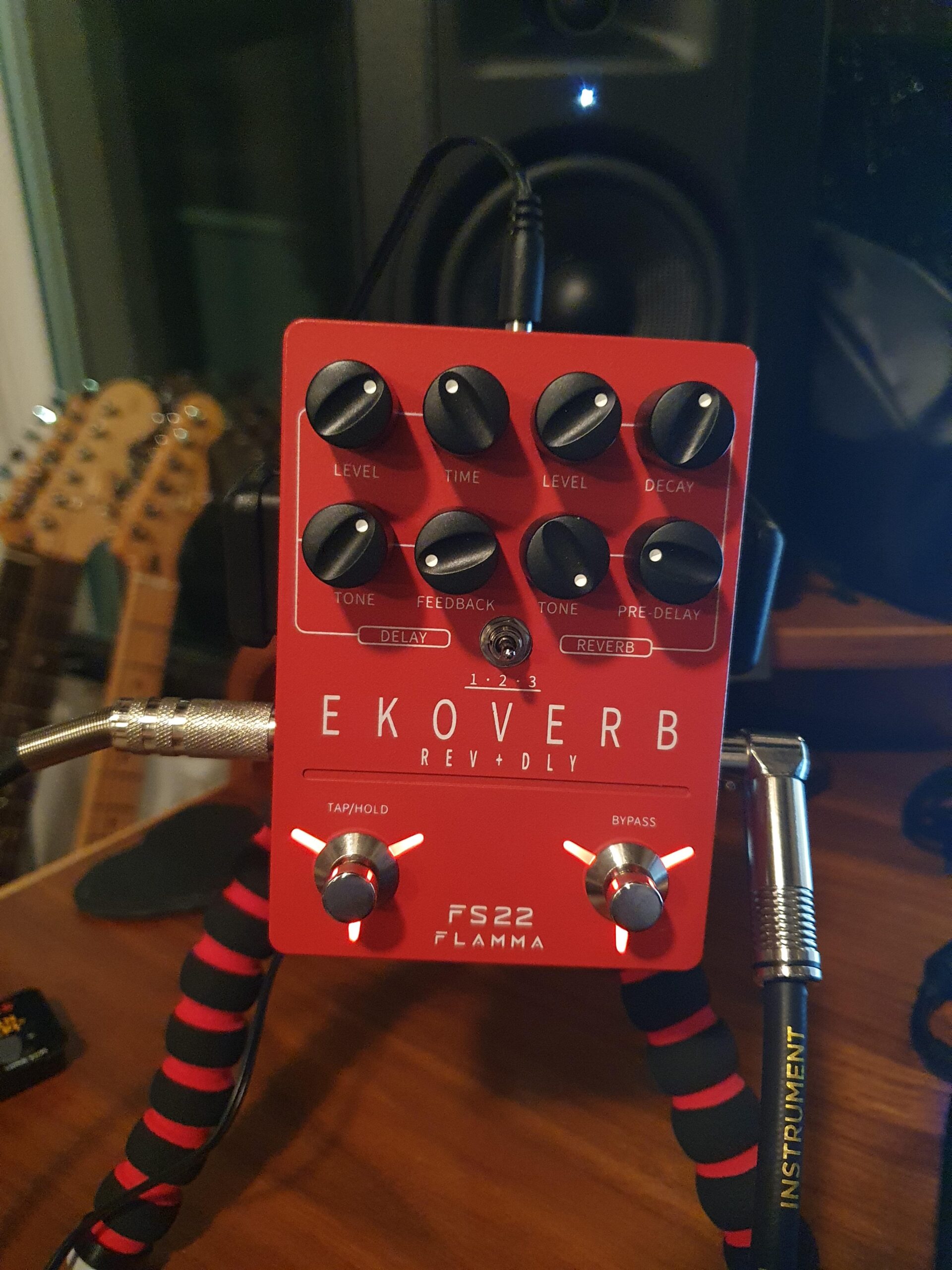 FLAMMA FS22 Stereo Delay & Reverb Combo Effects Pedal Ambient Guitar Pedal with Reverse Delay Shimmer Reverb Tap Tempo Freeze Trail On Function customer photo 2
