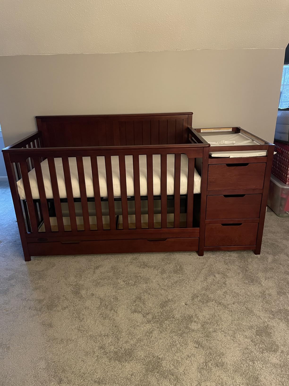 Graco Hadley 5-in-1 Convertible Crib & Changer - GREENGUARD Gold Certified, Fits Standard Crib Mattress, Converts to Toddler Bed and Full Bed customer photo 1