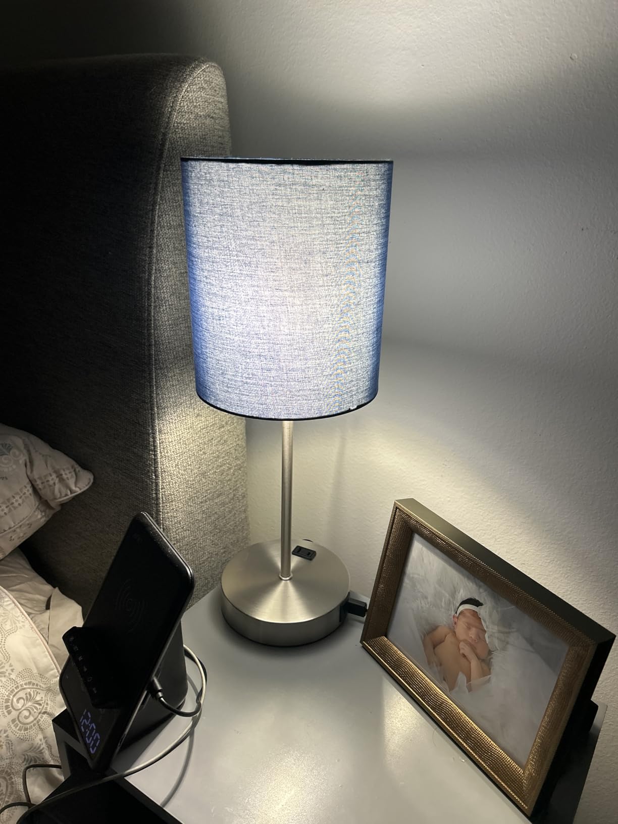Set of 2 Touch Control Table Lamps with 2 USB & AC Outlet, 3-Way Dimmable Bedside Nightstand Lamps for Bedroom Living Room Nursery, 800 Lumens 5000K Daylight Bulbs Included customer photo 2