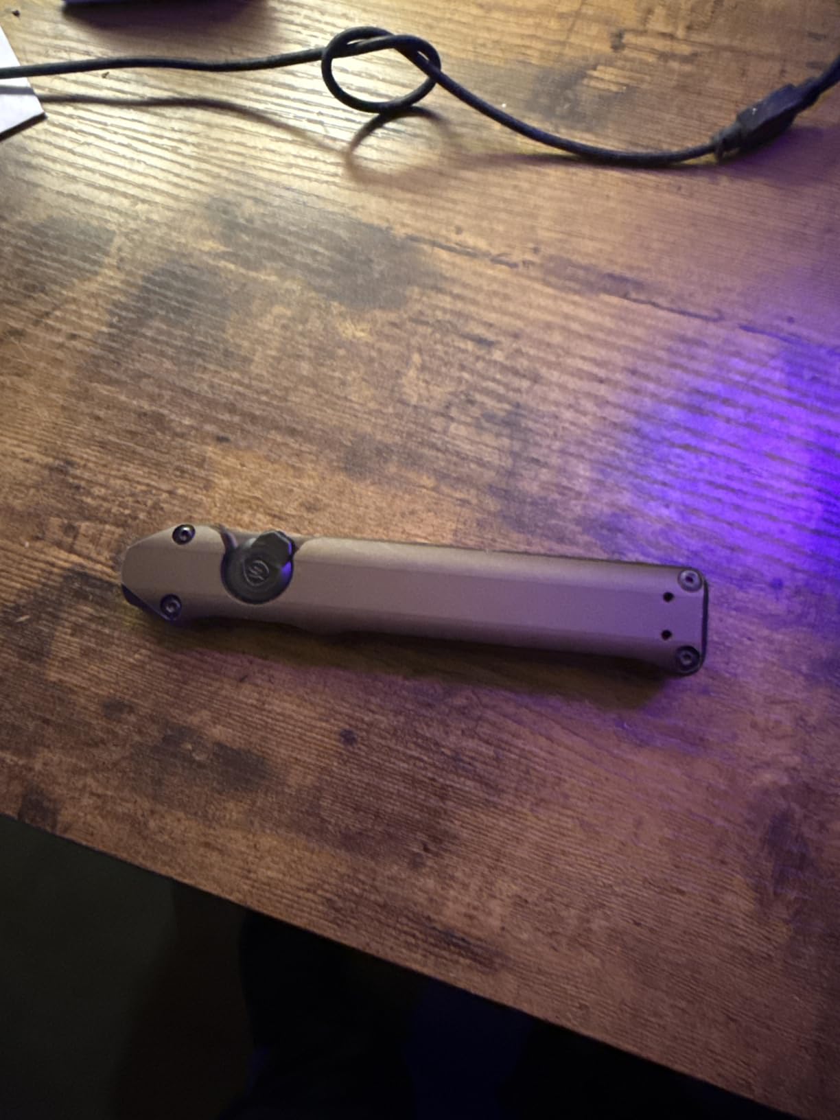 Streamlight 88811 Wedge 1,000-Lumen Flat Everyday Carry Flashlight, Includes USB-C Cable and Lanyard, Coyote customer photo 1
