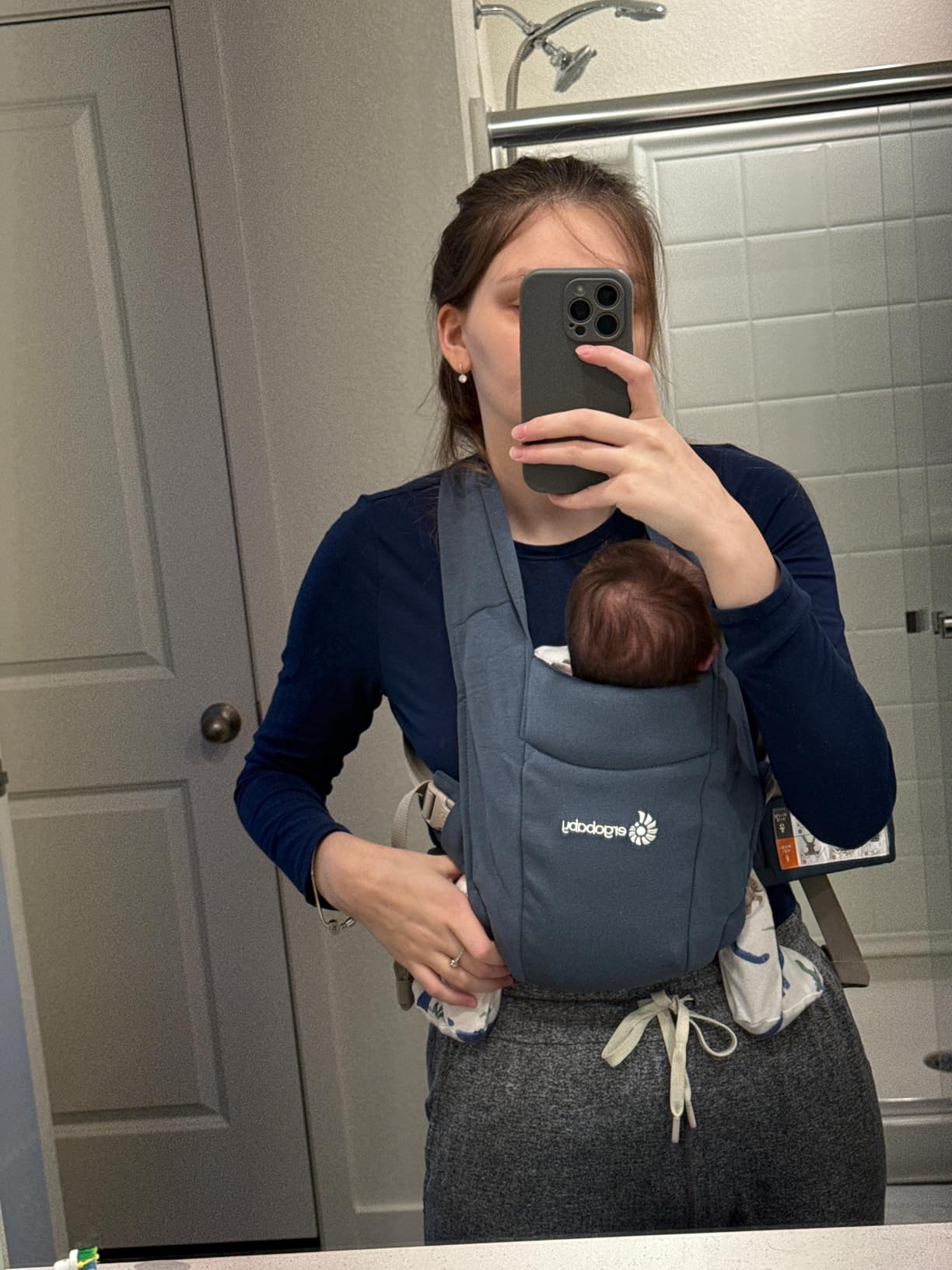 Ergobaby Embrace Newborn Baby Carrier customer photo 1