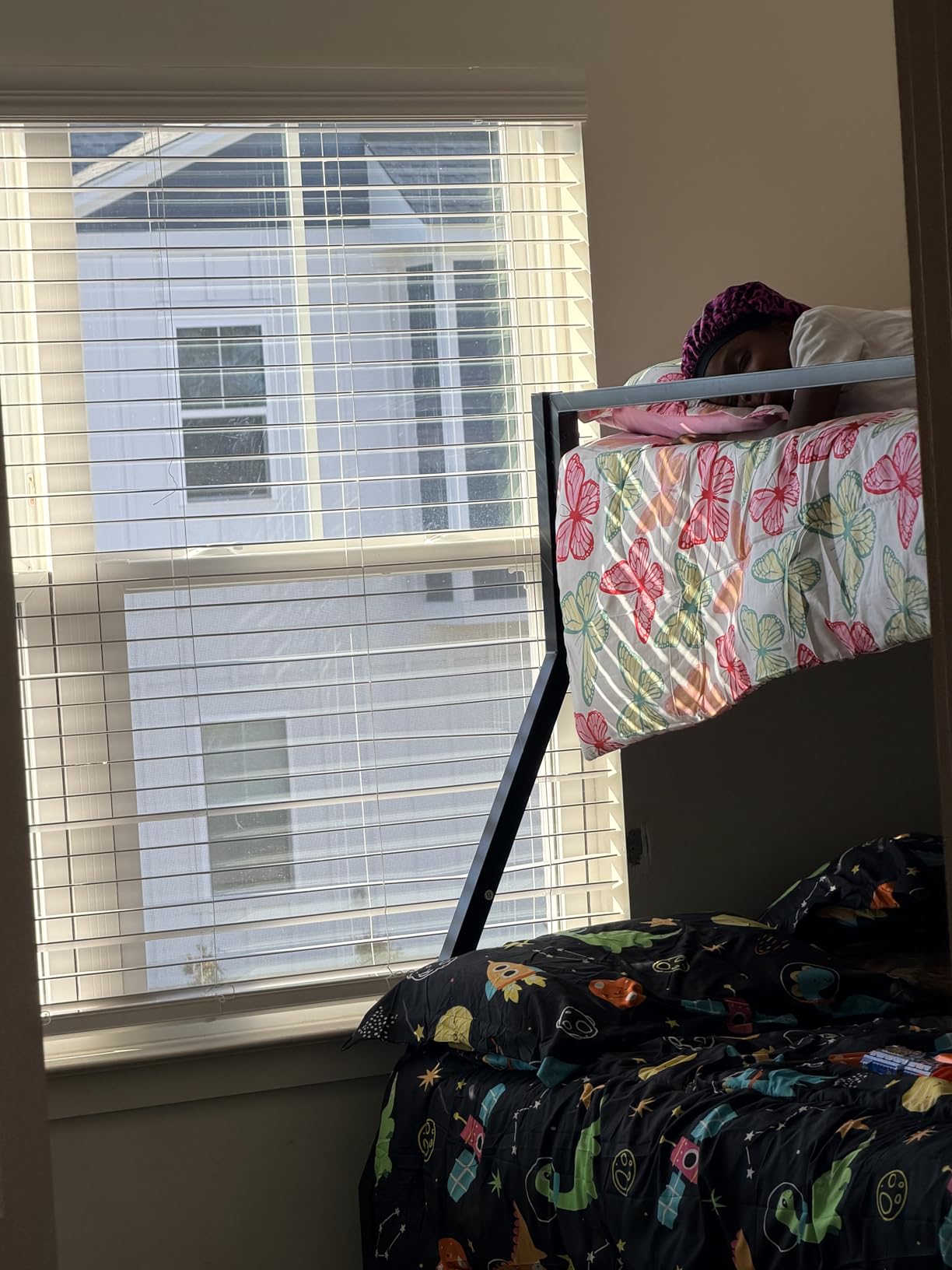 SHA CERLIN Loft Bunk Bed Twin Over Full Size with Ladder and Guardrail,Heavy Duty Metal Slats Support No Box Spring Needed Small Space Saving Furniture for Bedroom Dorm,Black customer photo 1