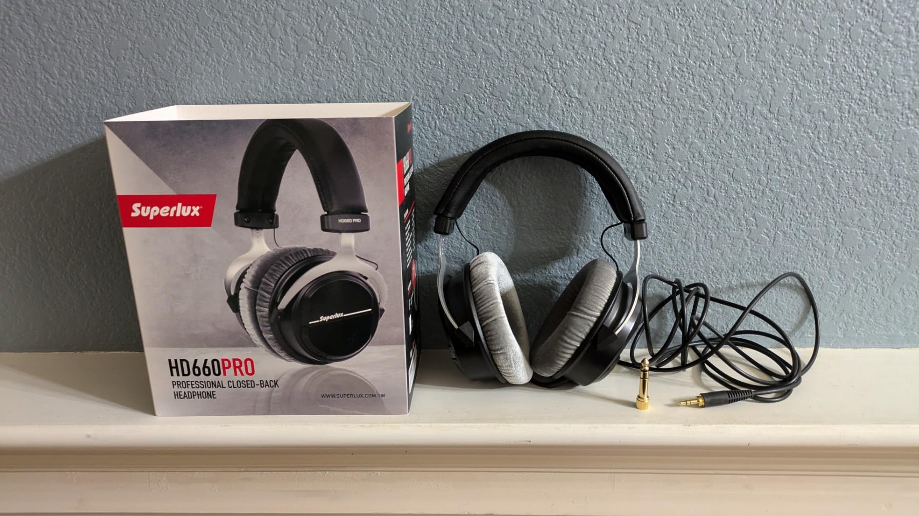 Superlux HD 660PRO, 150 ohms, Studio Recording Headphones Wired, Professional Closed-Back Headphones with 40mm Neodymium Drivers customer photo 2