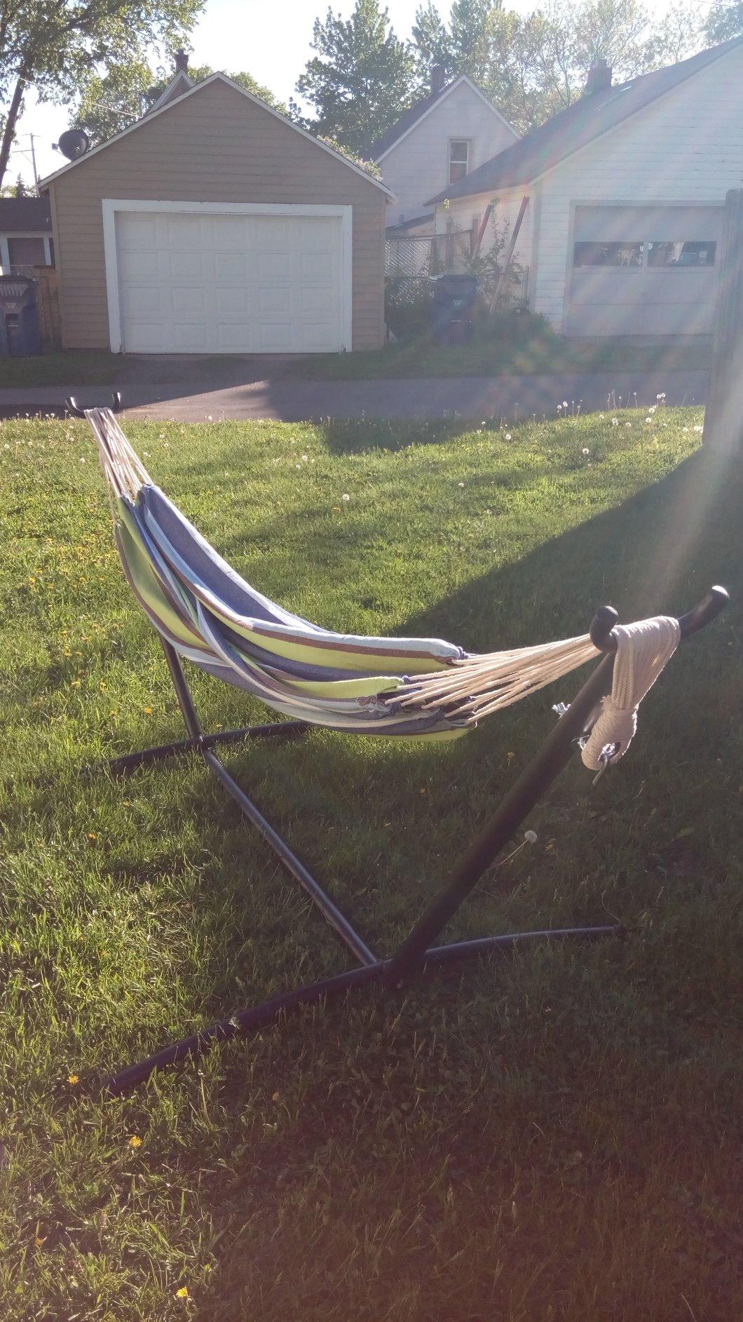 Best Choice Products Double Hammock with Steel Stand, Indoor Outdoor Brazilian-Style Cotton Bed w/Carrying Bag, 2-Person Capacity - Onyx customer photo 1