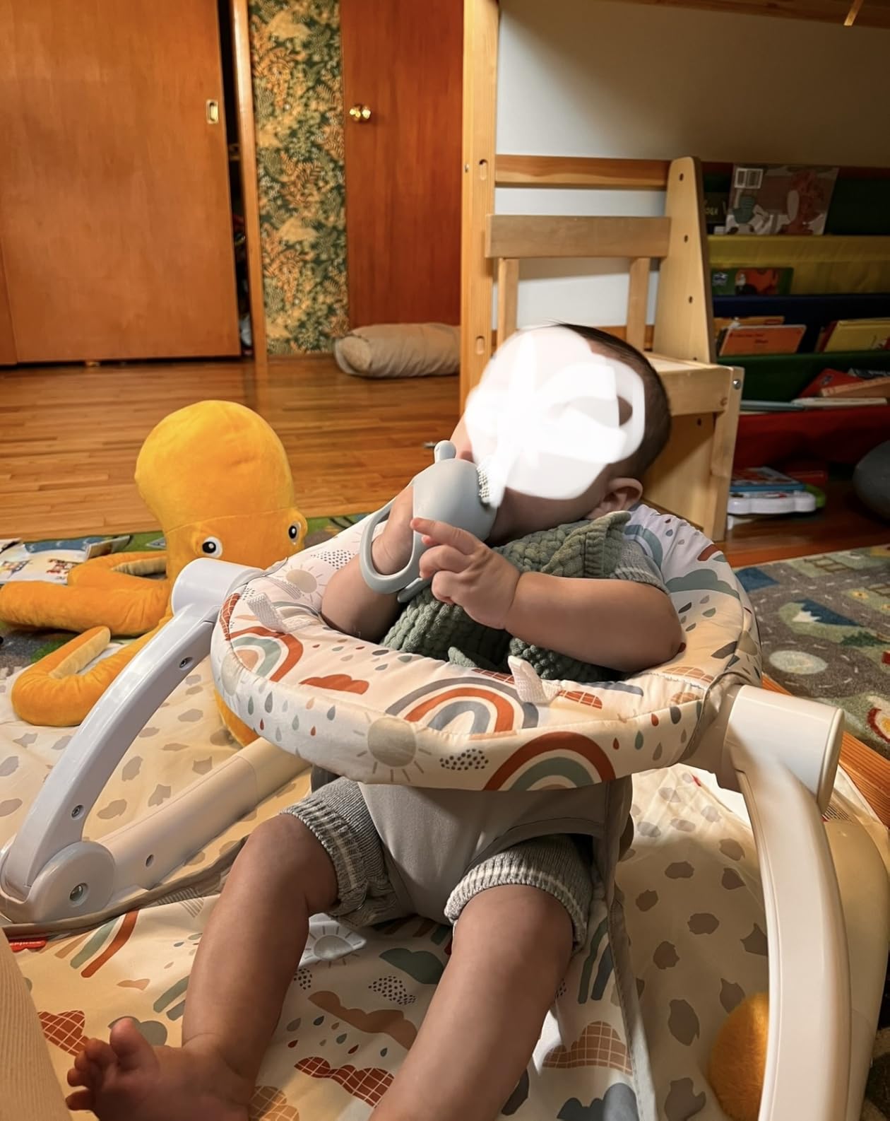 Fisher-Price Portable Baby Chair Sit-Me-Up Floor Seat with Developmental Toys & Machine Washable Seat Pad customer photo 2
