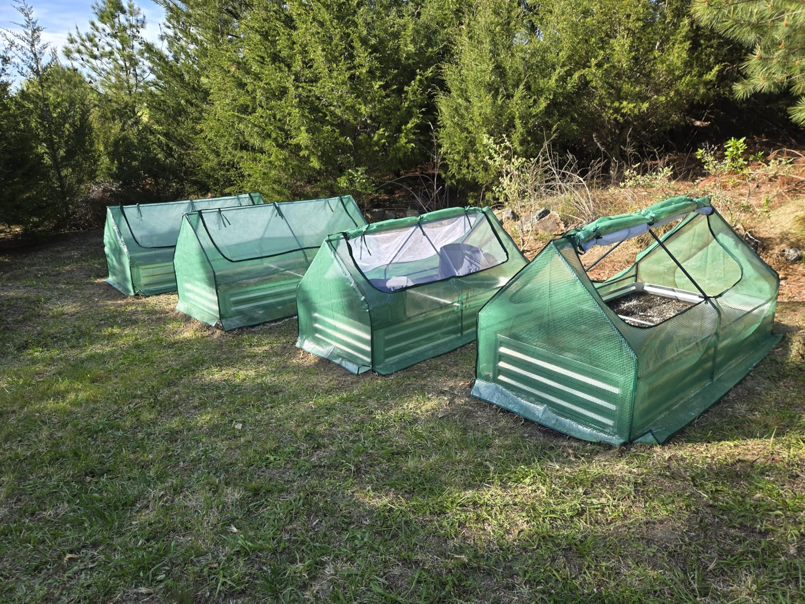 Quictent Raised Garden Bed with Cover Outdoor Galvanized Metal Planter Box Kit, w/ 2 Large Screen Windows Mini Greenhouse 20pcs T Tags 1 Pair of Gloves Included for Growing Vegetables 6x3x1ft (Clear) customer photo 2