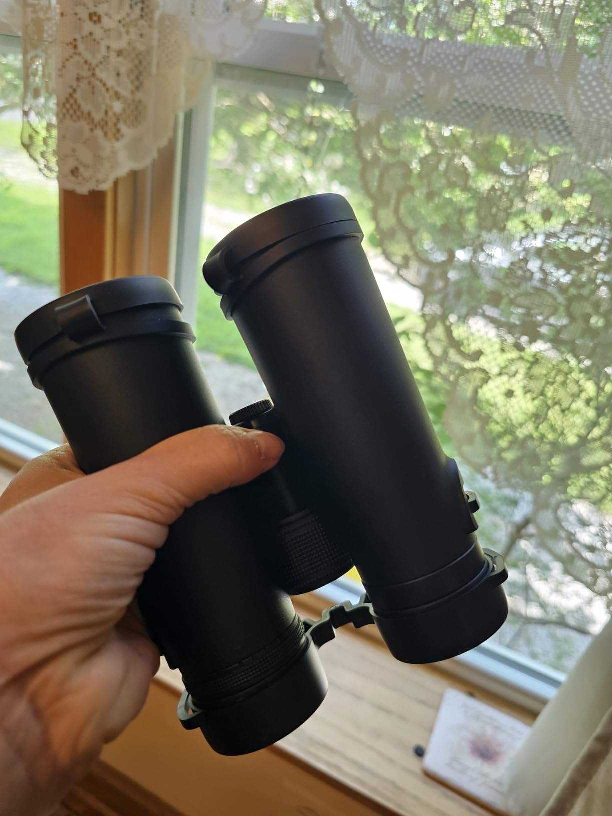 Gosky 10X42 HD Binoculars for Adults with Phone Adapter, High Power Binoculars with BAK4 Prism and FMC Lens, Waterproof for Bird Watching Hunting Traveling Outdoor Sports customer photo 2