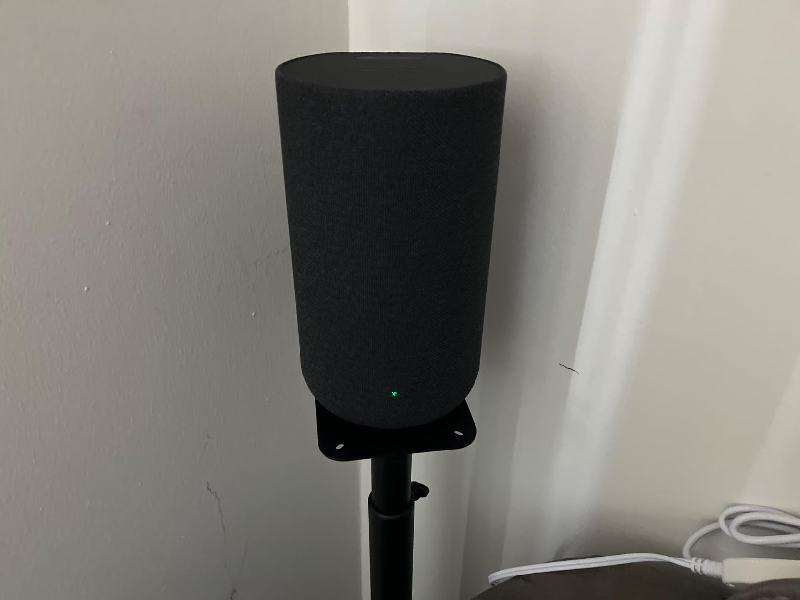 Sony SA-RS5 Wireless Rear Speakers with Built-in Battery for BRAVIA Theater (BAR 8, BAR 9), HT-A7000/A5000/A3000 and STR-AN1000 customer photo 1