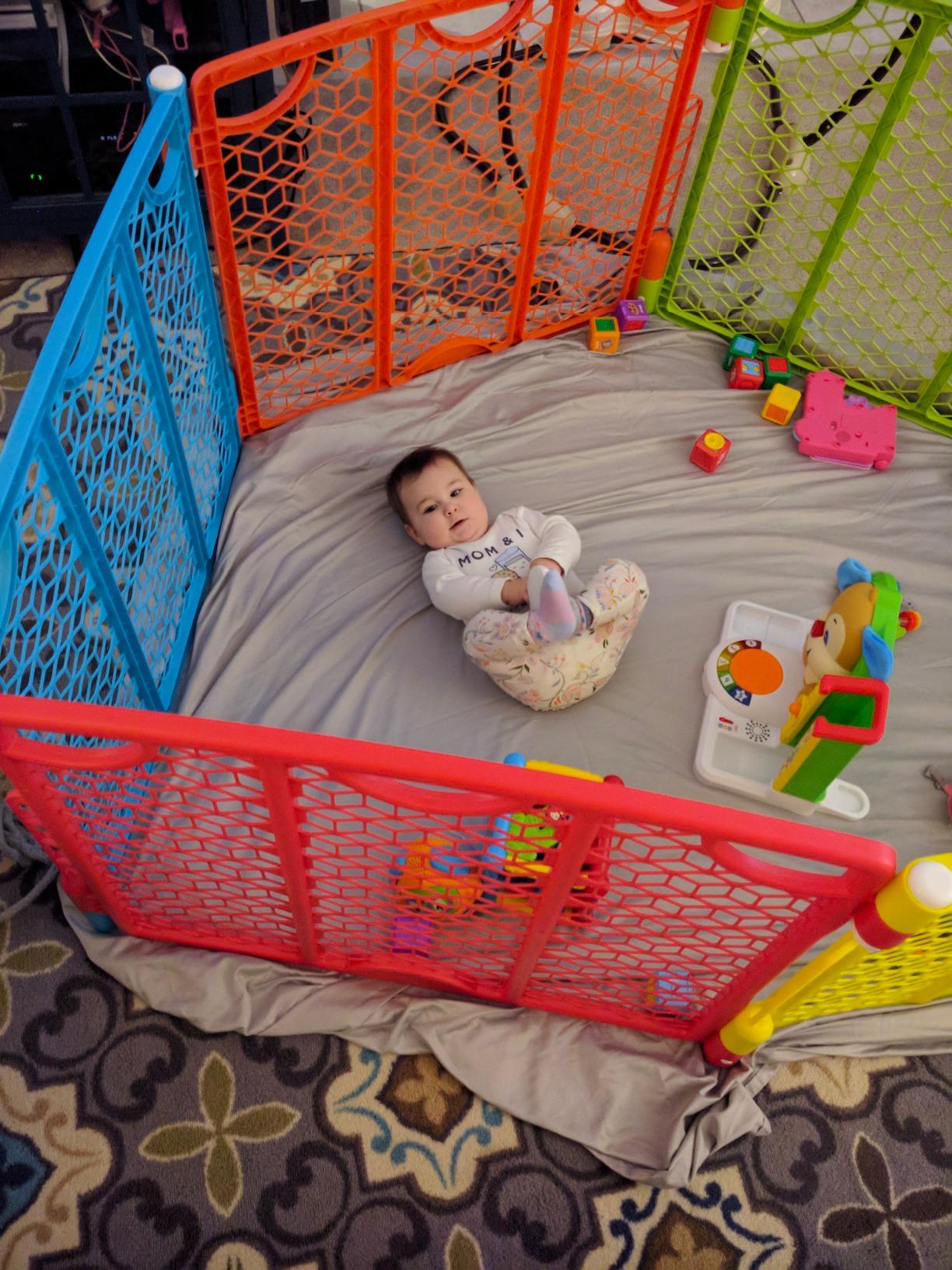 Evenflo Versatile Play Space Adjustable Play Area customer photo 1