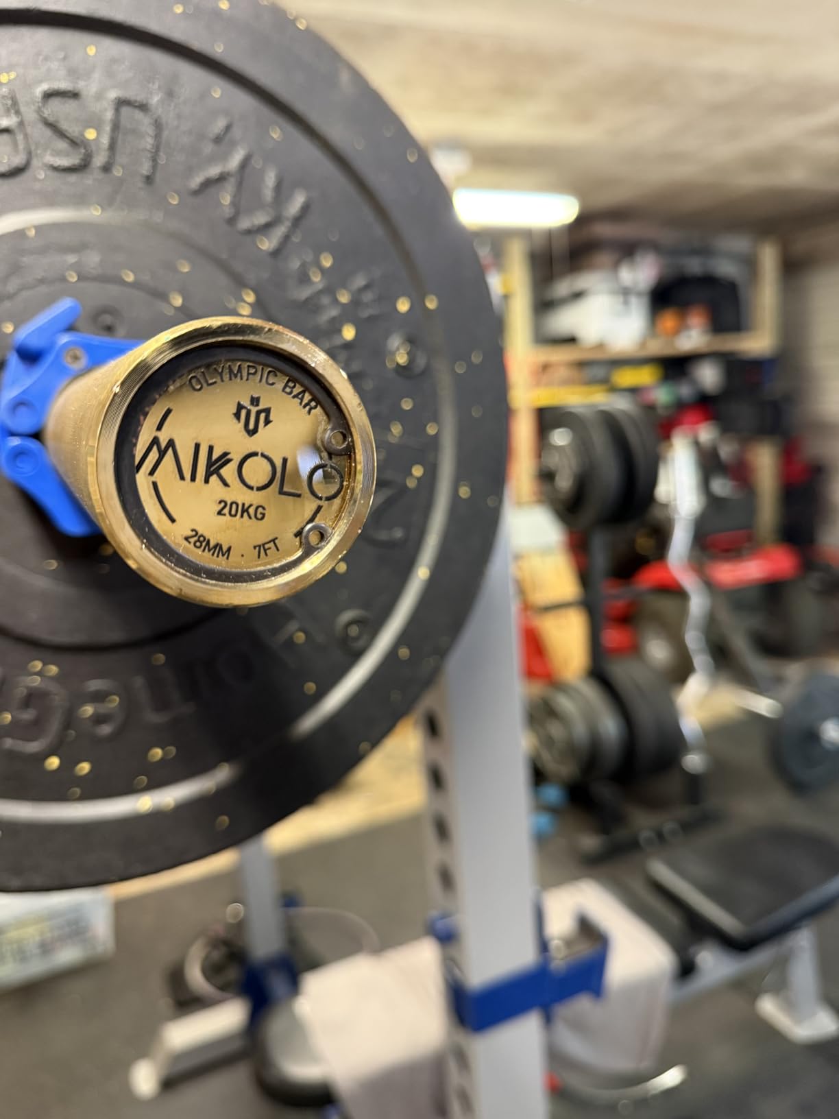 Mikolo 7ft Olympic Barbell, Barbell for Weightlifting and Powerlifting 45lb, Olympic Bar for 1500lbs Capacity, Weight Bar Fit 2 Inch Standard Weights customer photo 1