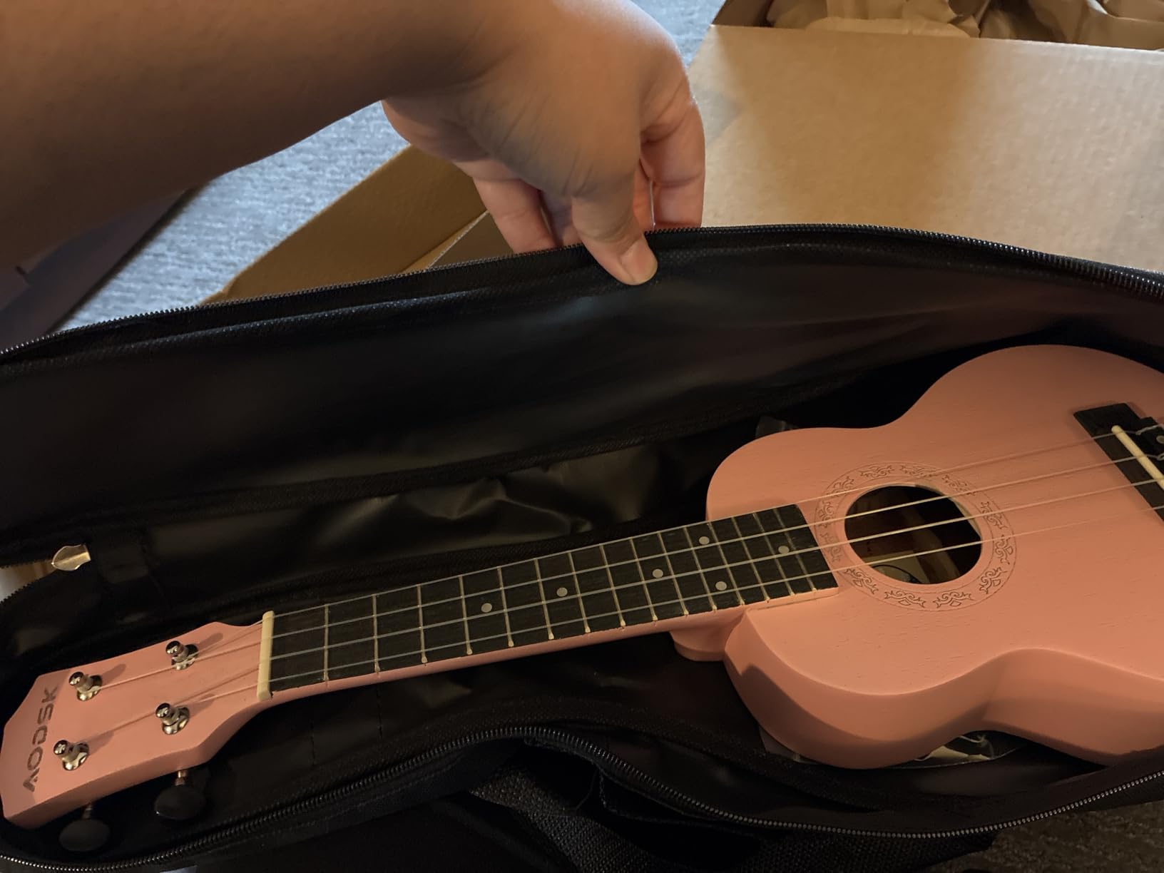 AODSK Concert Ukulele for Beginner 23 Inch Ukelele Kit with Gig Bag Strap Tuner Nylon String 4 Picks Cloth Online Lesson Holiday Gift customer photo 2