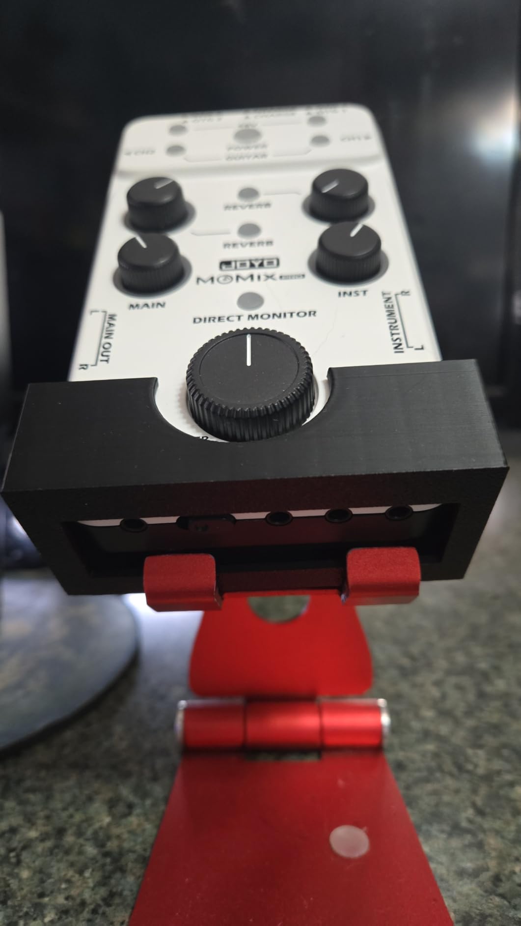 JOYO Audio Mixer USB Audio Interface Stereo XLR+48V Phantom Power Mixer for Live Streaming Recording Podcasting Plug & Play (MOMIX PRO) customer photo 2