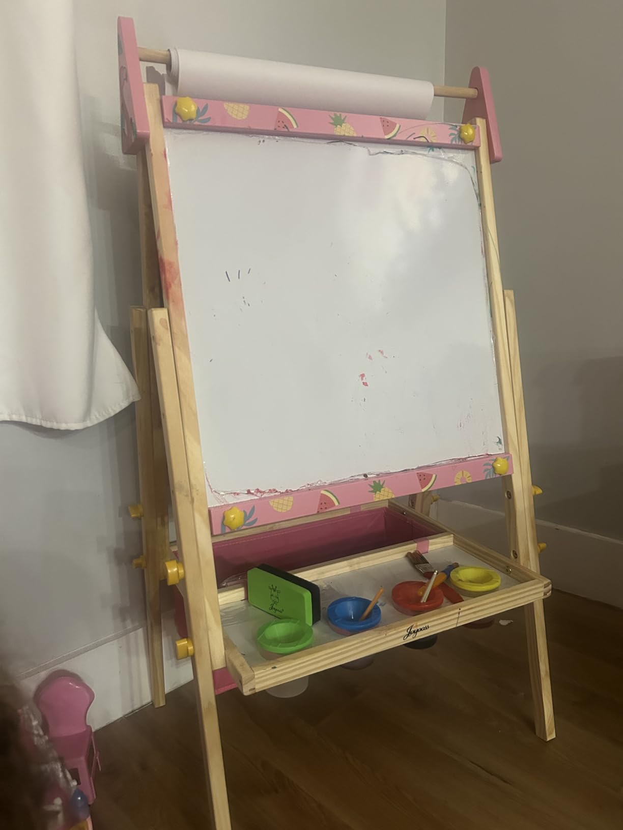 Joyooss Art Easel for Kids Easel for Toddlers,Adjustable Standing Wooden Toddler Easels Kid Whiteboard & Chalk Board Kids Dry Erase Board,Art Easel for Kid Age 2-4 4-8 9-12 Drawing Easels customer photo 1