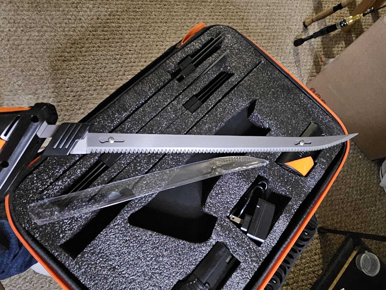 KastKing Speed Demon Pro Lithium-ion Electric Fillet Knife - Cordless Rechargeable Fishing Knife with 4 Blades, High Torque Motor with Extended Battery Life, Ergonomic Handle and Custom Carry Case customer photo 2