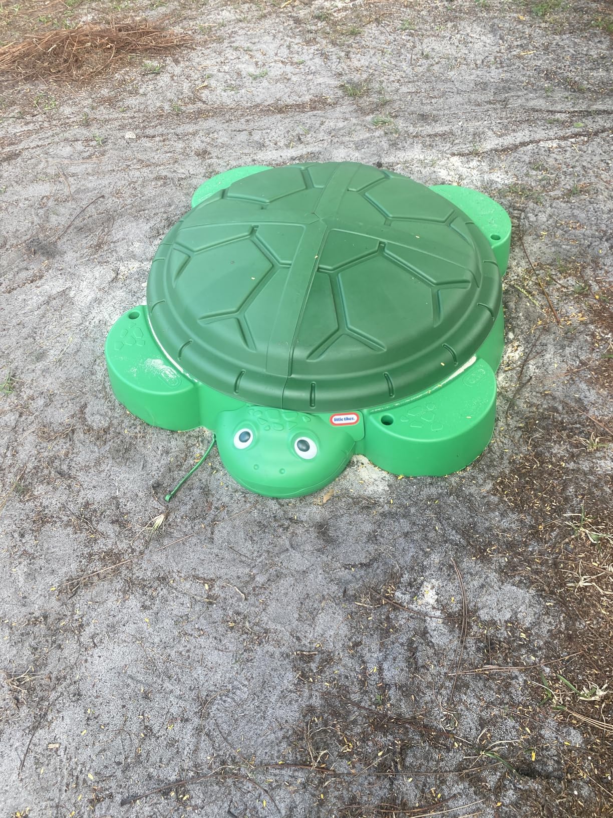Little Tikes Turtle Sandbox, for Boys and Girls Ages 1-6 Years customer photo 2