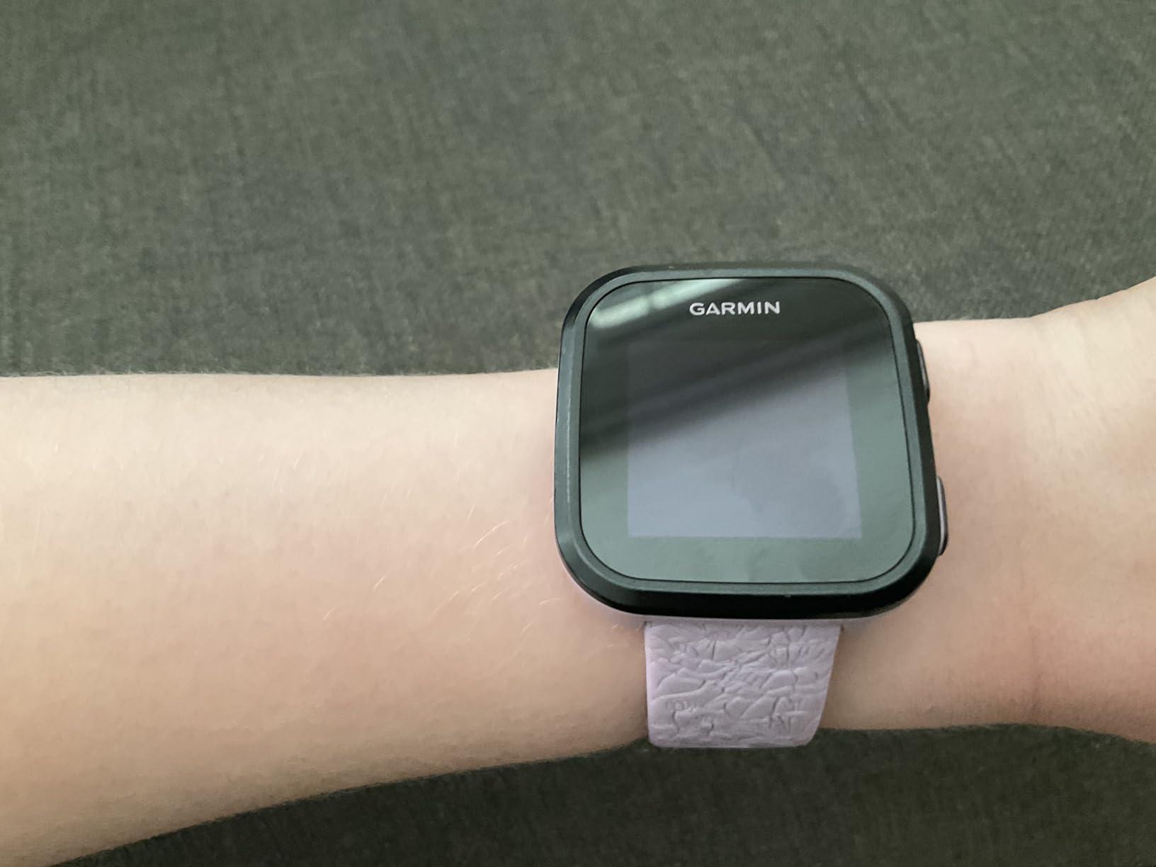 Garmin Bounce Kids Smartwatch, Two-Way Text and Voice Messaging, Location Tracking, Lilac Floral customer photo 1