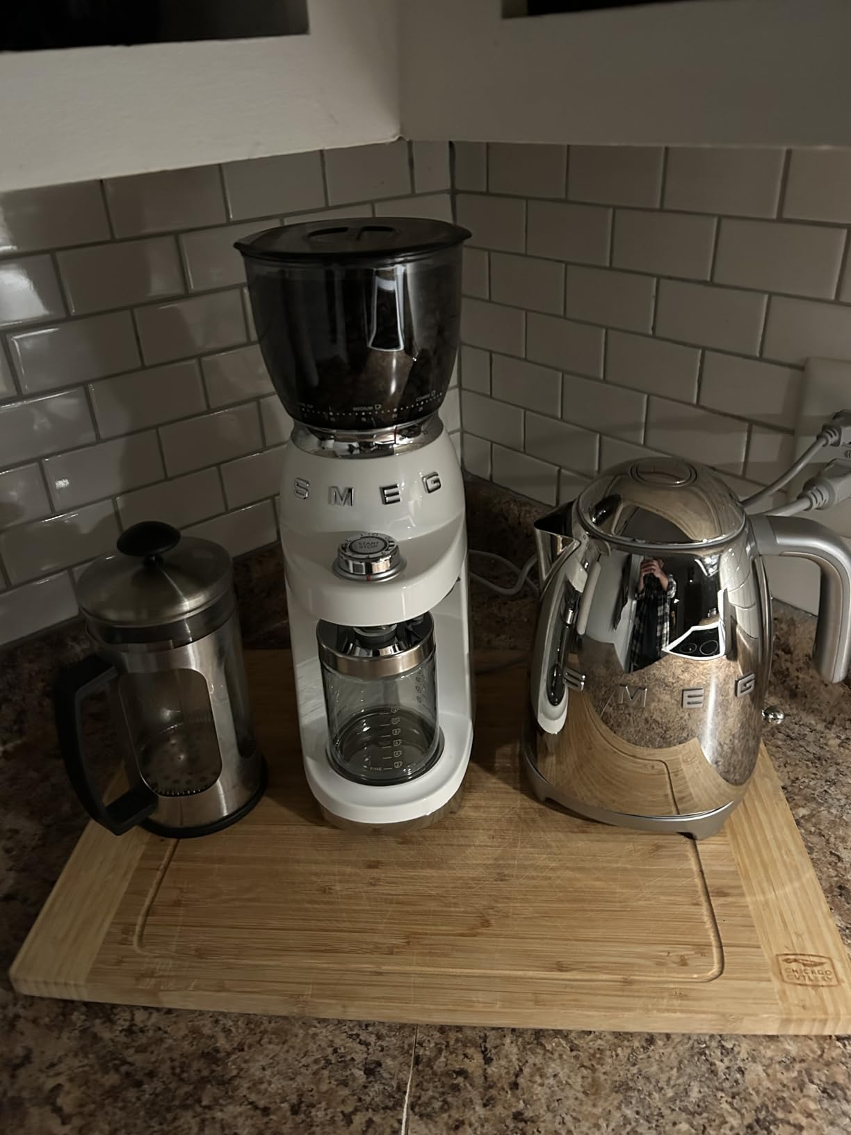 SMEG CGF11 Retro-Style Coffee Grinder - Burr Mill with 30 Grind Settings, Stainless Steel Conical Burrs, Removable Hopper - Precision Countertop Grinder for Espresso, Drip, French Press - Black customer photo 1