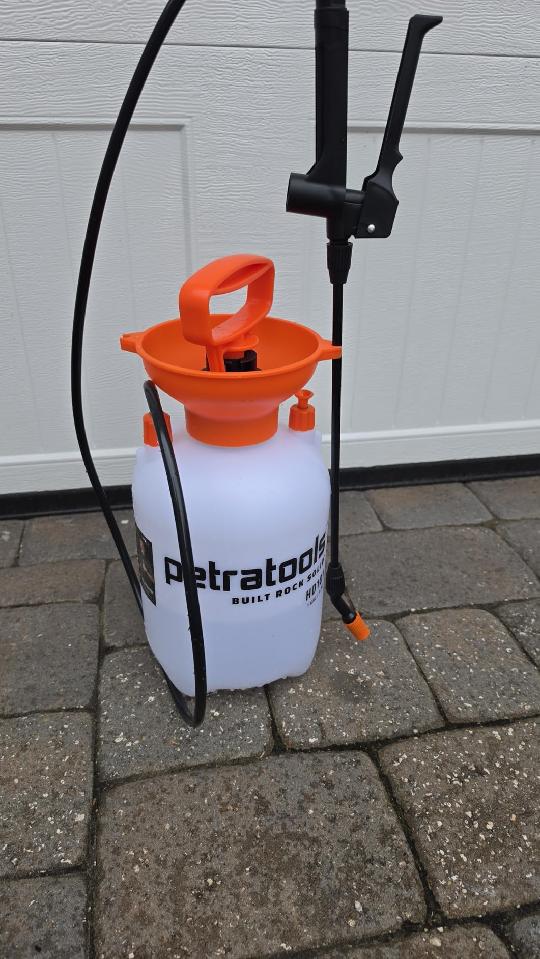 Petratools 1 Gallon Pump Sprayer - HD101 Garden Sprayer for Weeds, Lawn Care & Pesticides - 52