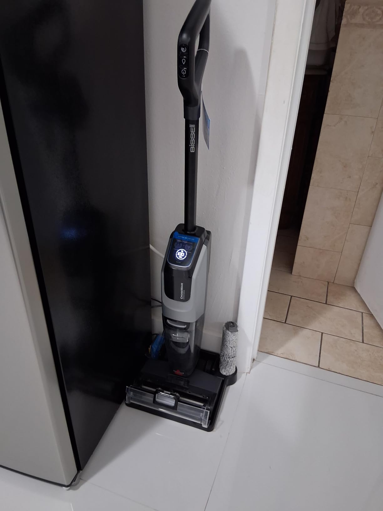 Bissell CrossWave OmniForce Cordless Wet Dry Vacuum Mop, Multi-Surface Floor Cleaner with Tangle-Free Brush Roll & Dedicated Dry Vacuum Mode for Hard Floors & Area Rugs, 3882 customer photo 1