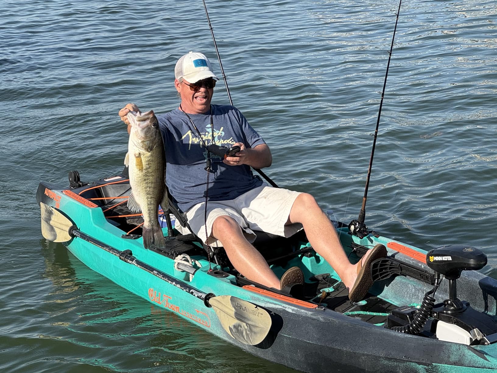 Old Town Sportsman 106 Powered by Minn Kota Solo Sit-on-Top Fishing Motorized Kayak, with Minn Kota Motor, 10 ft 6 in customer photo 1