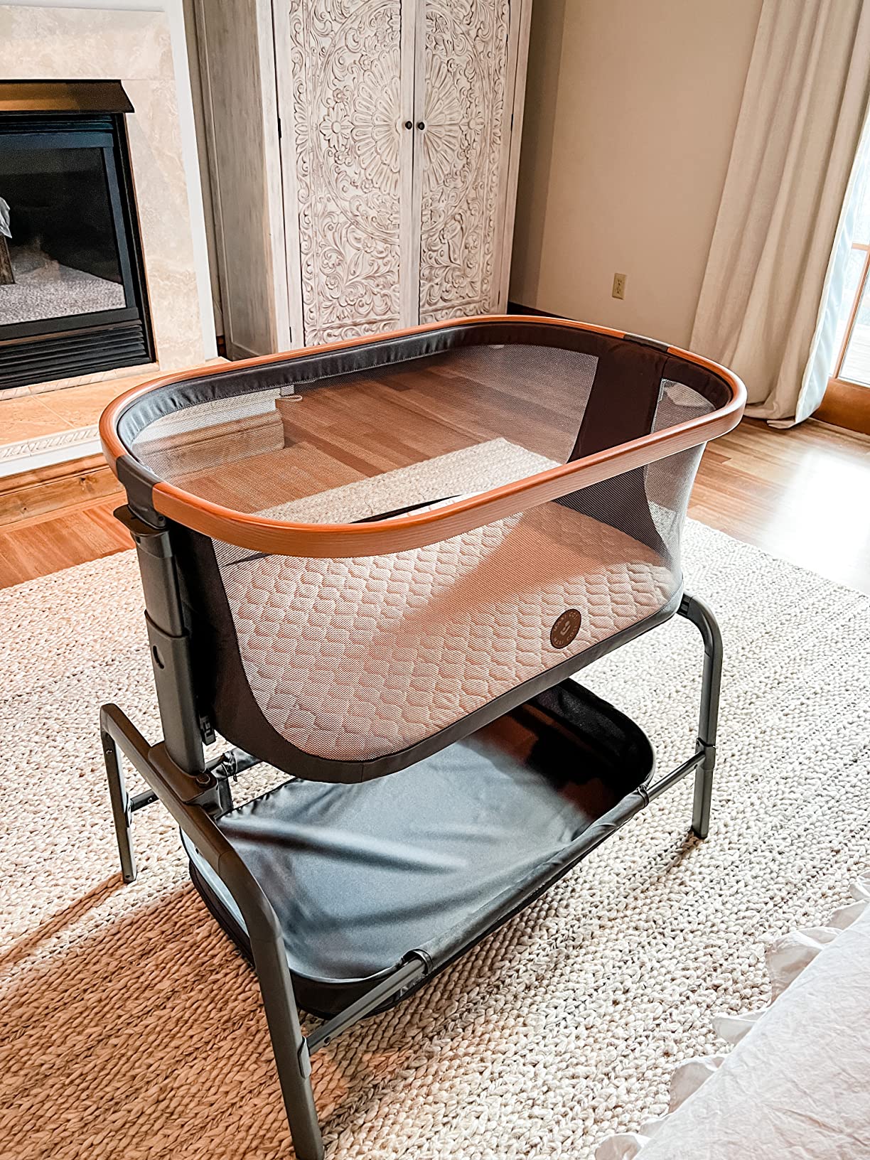 Maxi-Cosi Iora Baby Bassinets Bedside Sleeper, Portable Bassinet, Infant Bedside Sleeper Crib customer photo 2