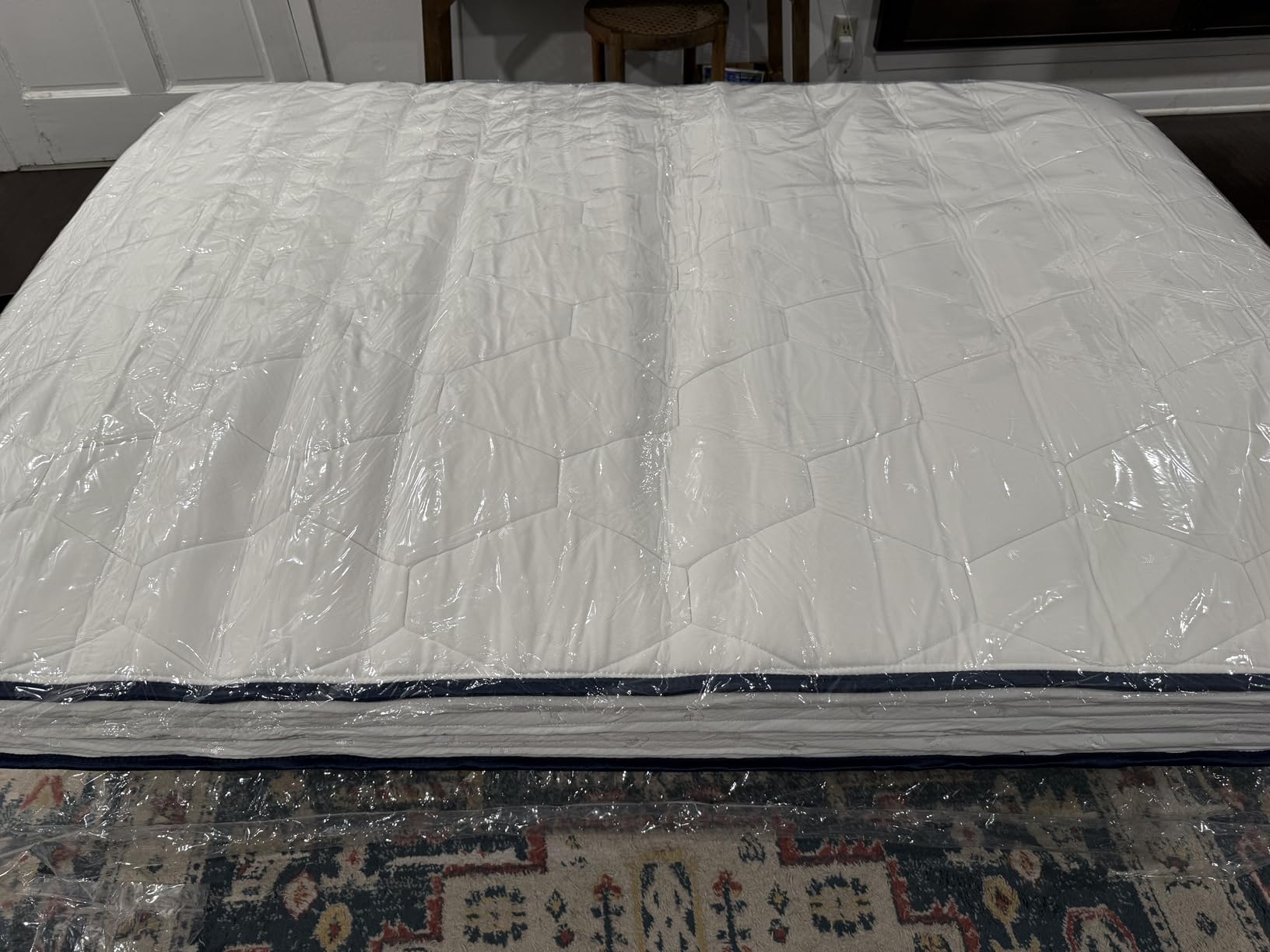Novilla Twin Mattress, 10 Inch Twin Hybrid Mattress for Kids, Pocket Innerspring Pillow Top Mattresses for Motion Isolation, Pressure Relief & Edge Support customer photo 2