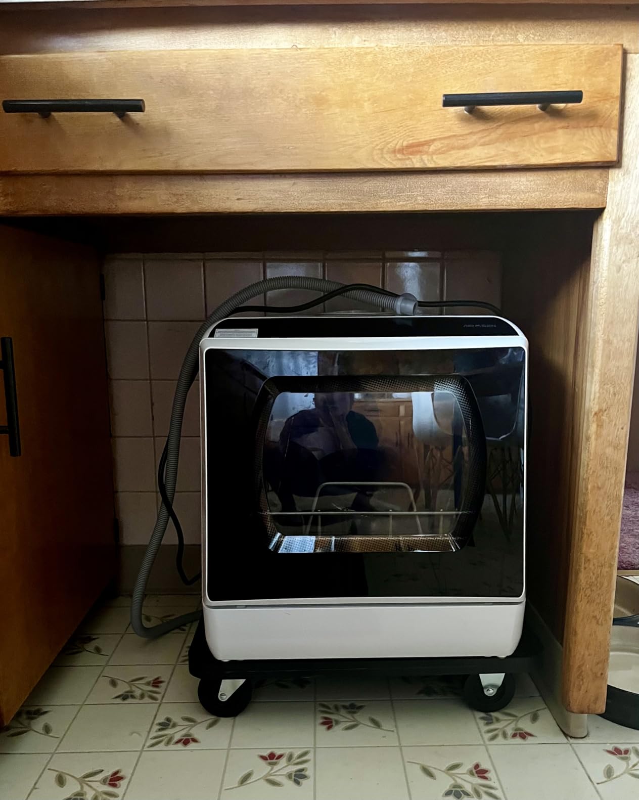 AIRMSEN Portable Countertop Dishwashers, 5 Washing Programs Mini Dishwashers with 5 L Built-in Water Tank and Double-layered Glass Door, No Hookup Needed for Home, Apartments & RVs customer photo 2