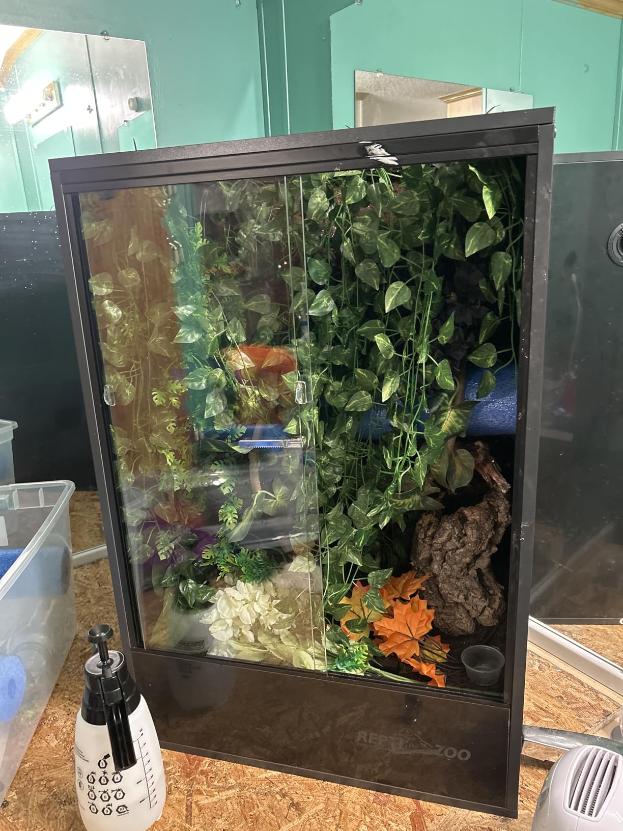 REPTIZOO 100 Gallon PVC Reptile Enclosure, 36x18x36 inch Extra Tall Large Reptile Tank, Chameleon Frog Gecko Lizard Arboreal Terrarium with Sliding Door & Screen Ventilation customer photo 2
