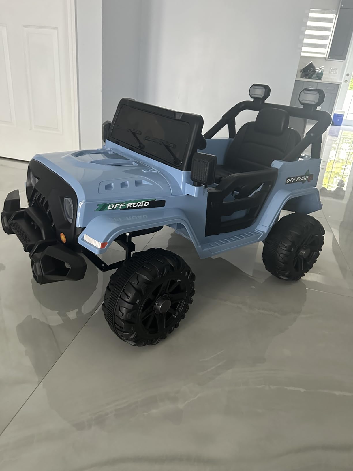 MINIATURE MOTORS 12V Kids Electric Ride on Truck Car Remote Control, Twin 35W Motors 3.5MPH Max Speed, Bluetooth Music Player, 4 Wheels Suspension LED Lights Safety Belt, Gift for Boys and Girls-Black customer photo 2