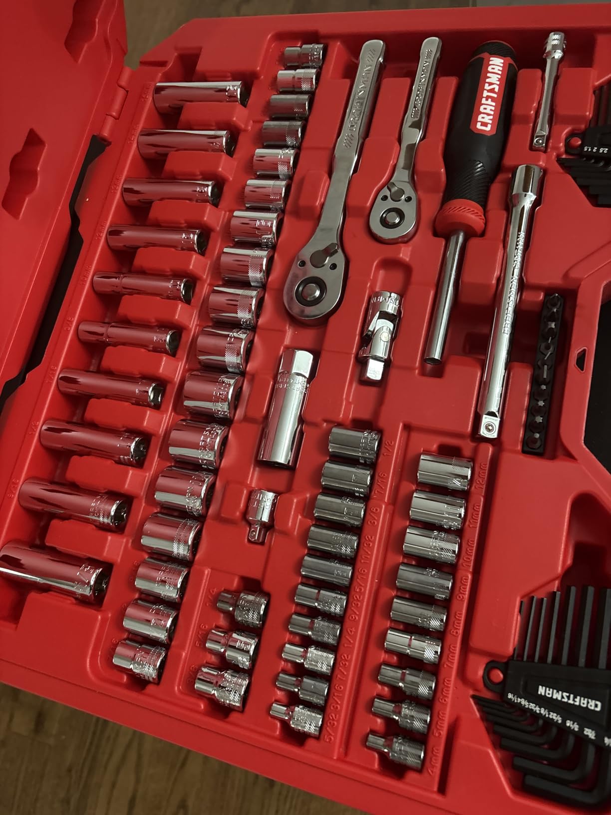 CRAFTSMAN Mechanics Tool Set, 83 Piece Hand Tool and Socket Set SAE/Metric (CMMT12121) customer photo 1