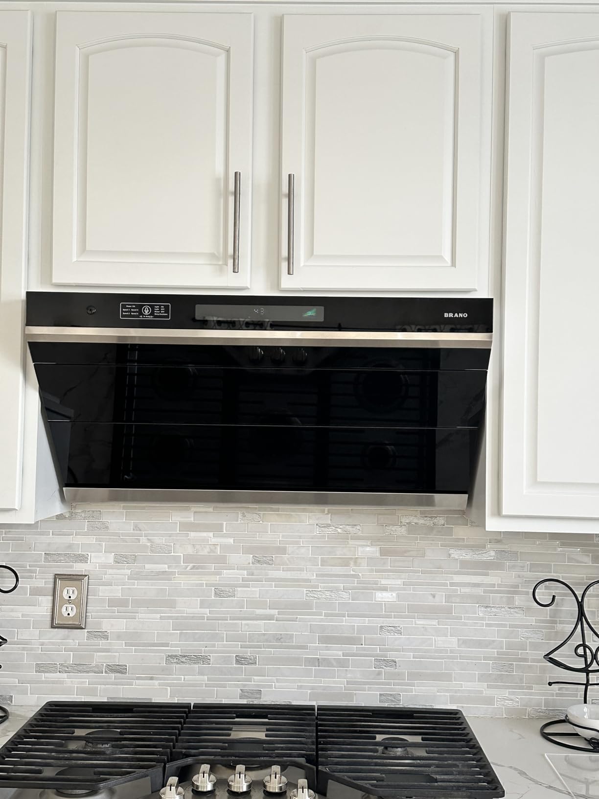 Under Cabinet Range Hood 30 inch, 900 CFM Kitchen Hood with Voice/Gesture/Touch Control, Ducted/Ductless Convertible Stainless Steel Range Hood, 4 Speed Exhaust Fan, Adjustable Lights customer photo 1