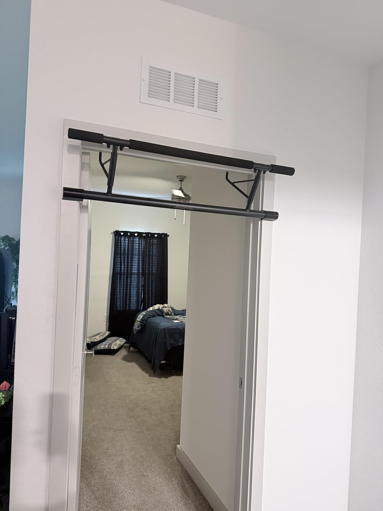 JACKAL Door Pullup Bar and Dip Bar Station - Multi Grip, Removable Dip Bars, Rigid NO WOBBLE, Easy Folding Storage, No Screws, Dip Station and Pull-up Bar for Doorway, Collapsible Dip Station, No Door Damage, High Weight Capacity, Foldable Bodyweight Workout Station customer photo 1