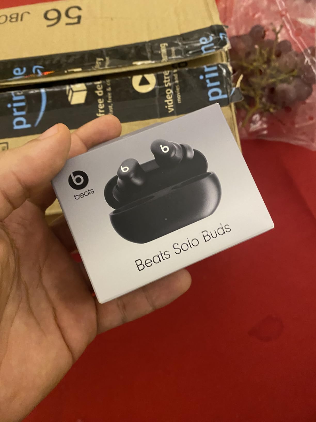 Beats Solo Buds - Wireless Bluetooth Earbuds | 18 Hours of Battery Life | Apple & Android Compatibility | Built-in Microphone - Storm Gray customer photo 2