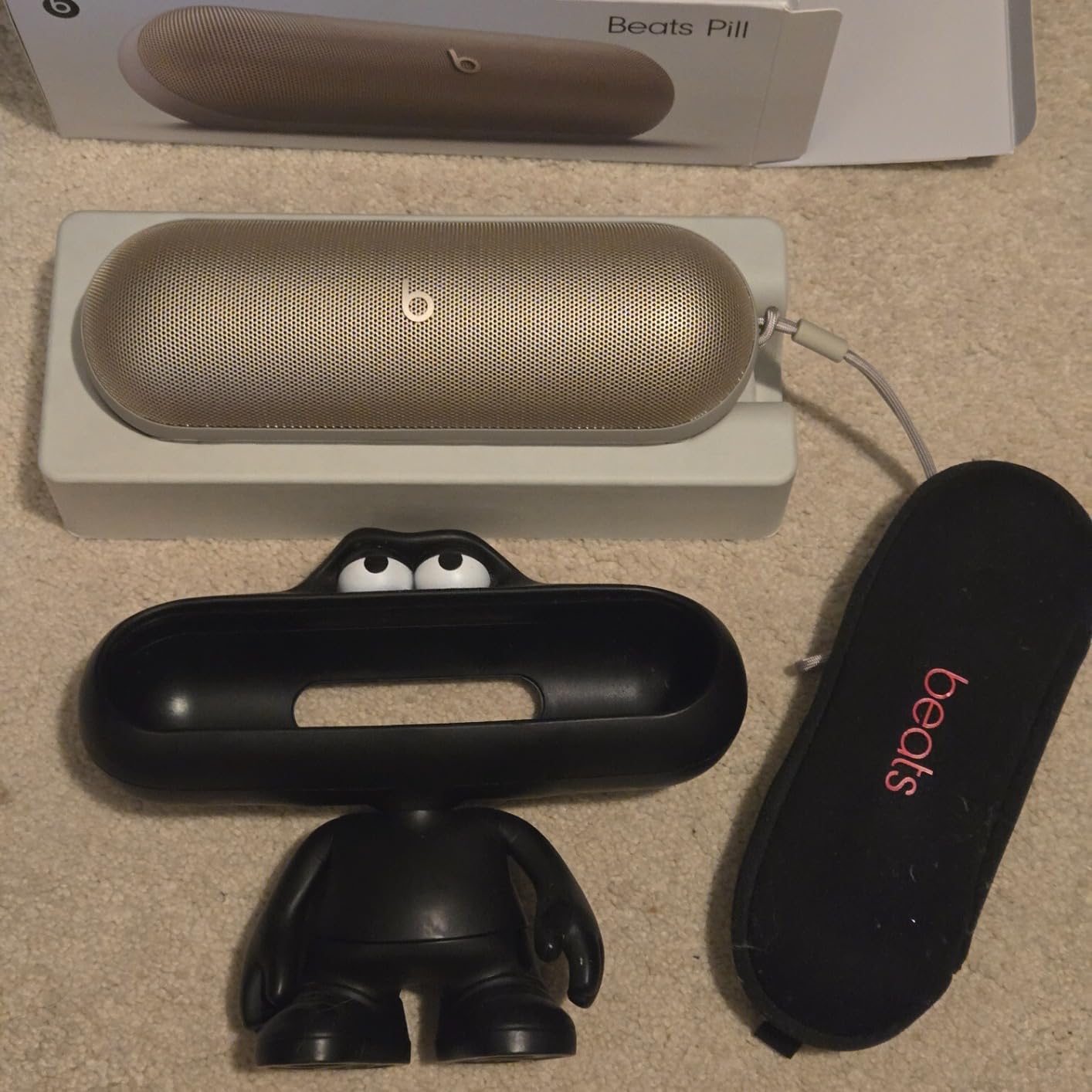 Beats Pill - Portable Bluetooth Speaker- Up to 24H Battery Life, Water Resistant, Bluetooth, Apple & Android Compatible, Seriously Loud Sound for Home, Outdoor and Travel- Champagne Gold customer photo 2