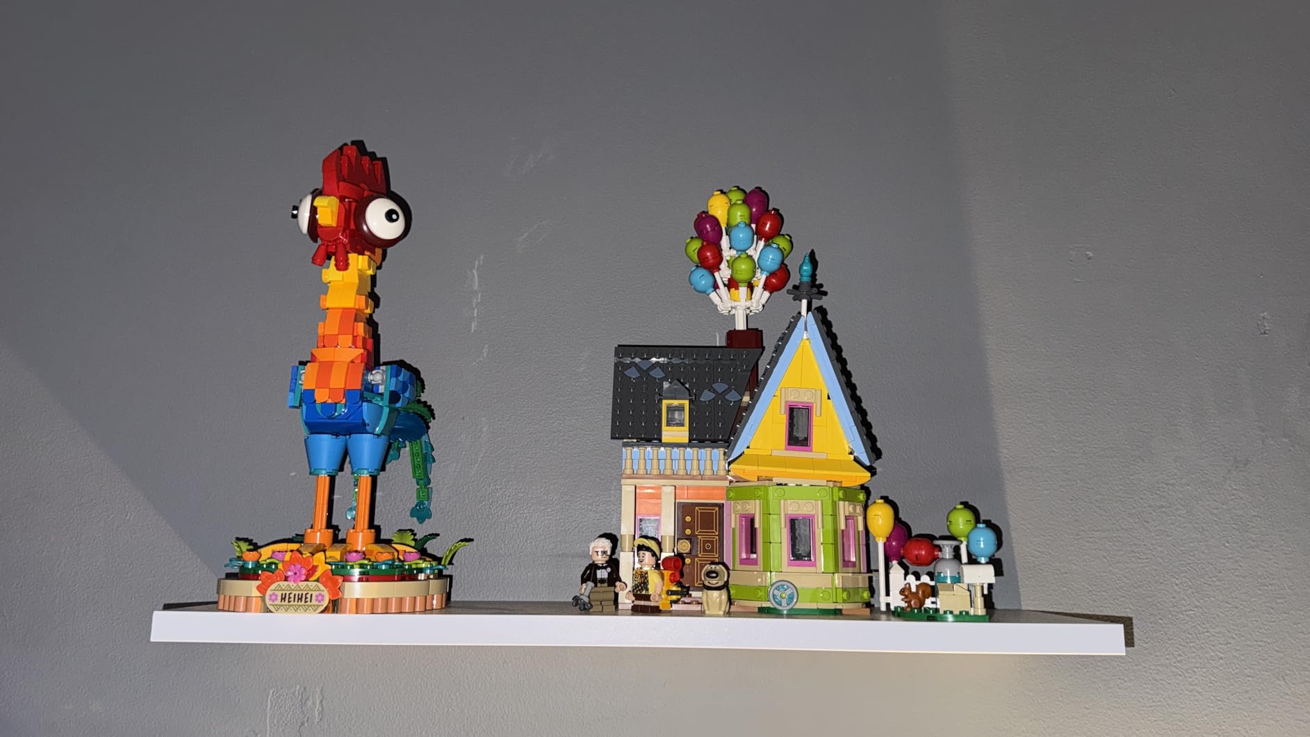 LEGO Disney and Pixar 'Up' House, Classic Disney Celebration Building Toy Set for Kids and Movie Fans Ages 9 and Up, A Fun Gift for Fans and Anyone Who Loves Creative Play, 43217 customer photo 1