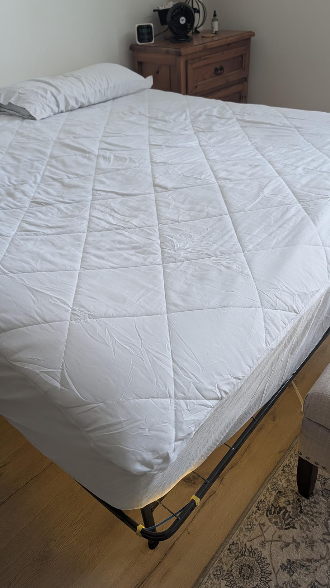 Bedsure Heated Mattress Pad Twin - Bed Warmer with Memory & Preheat Functions, 12-Hour Auto Off & 10 Heat Settings, Single Controller, Fast Heating, Brushed Electric Mattress Pad Twin, 39