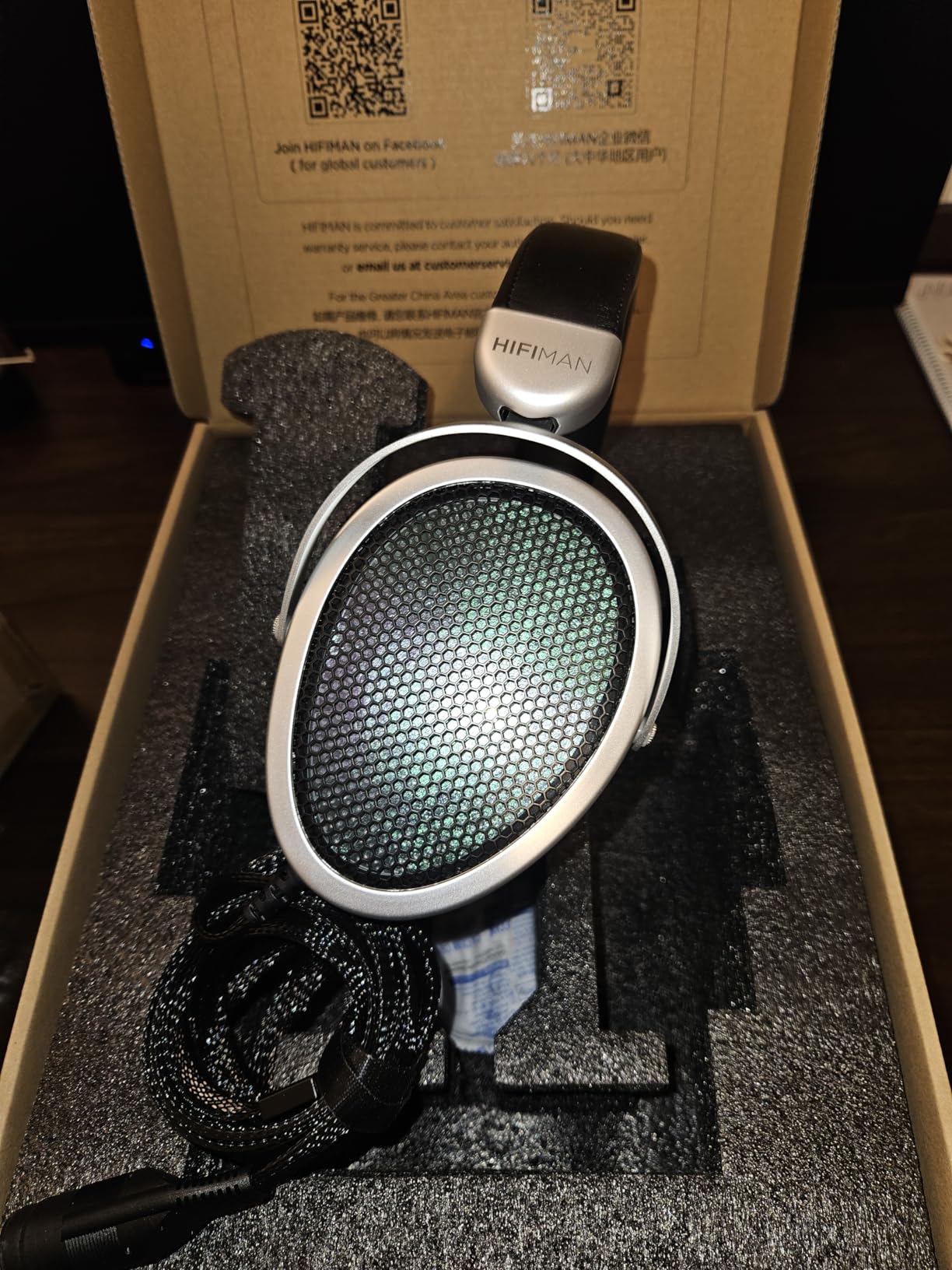HIFIMAN Mini Shangri-La Electrostatic Headphone Nanometer Thickness Diaphragm, Nano Particle Coating, Nanometer Protection Layer Headset with Amplifier customer photo 1