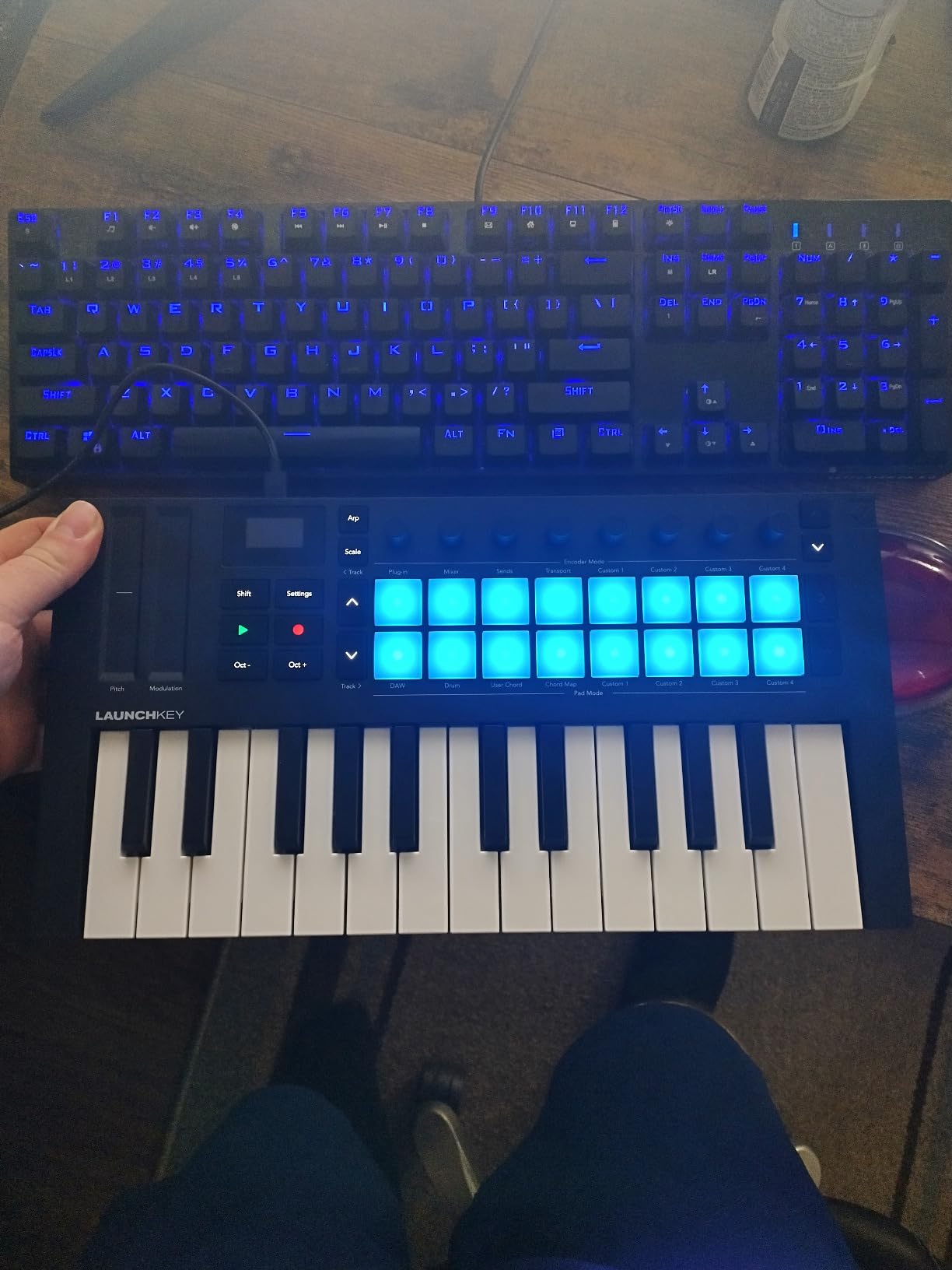 Novation Launchkey 49 MK4 - 49 Key Semi-Weighted USB MIDI Keyboard Controller with DAW Integration, Chord & Scale Modes, 8 Drum Pads, & Arpeggiator customer photo 1