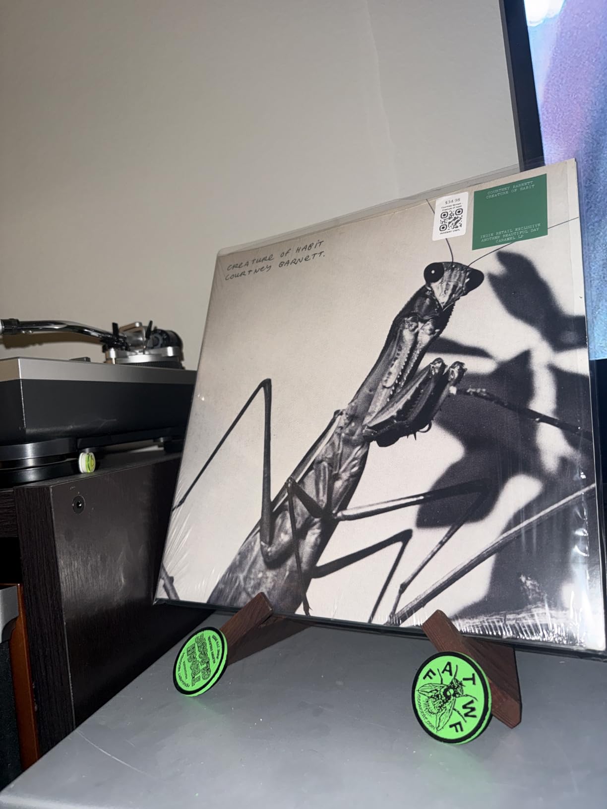 PUERSI Now Playing Vinyl Record Stand, Wooden Display Vinyl Holder Stand, Retro Now Spinning Record Accessories - Rustic Brown customer photo 1